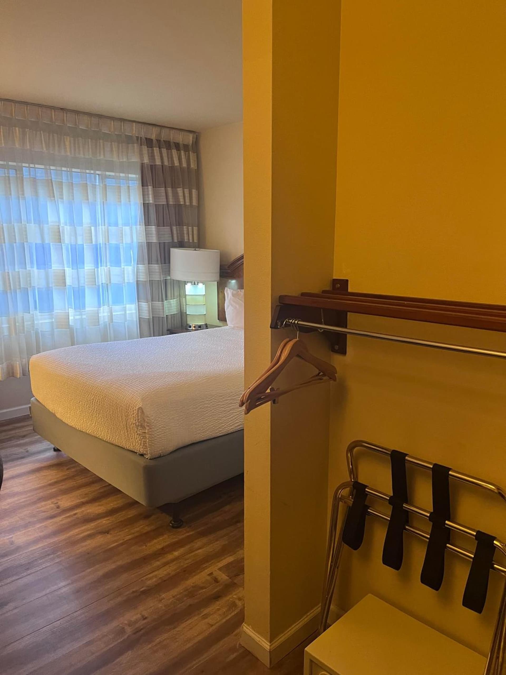 Ramada Downtown by Wyndham Anchorage gallery photo in Anchorage, AK — image 30