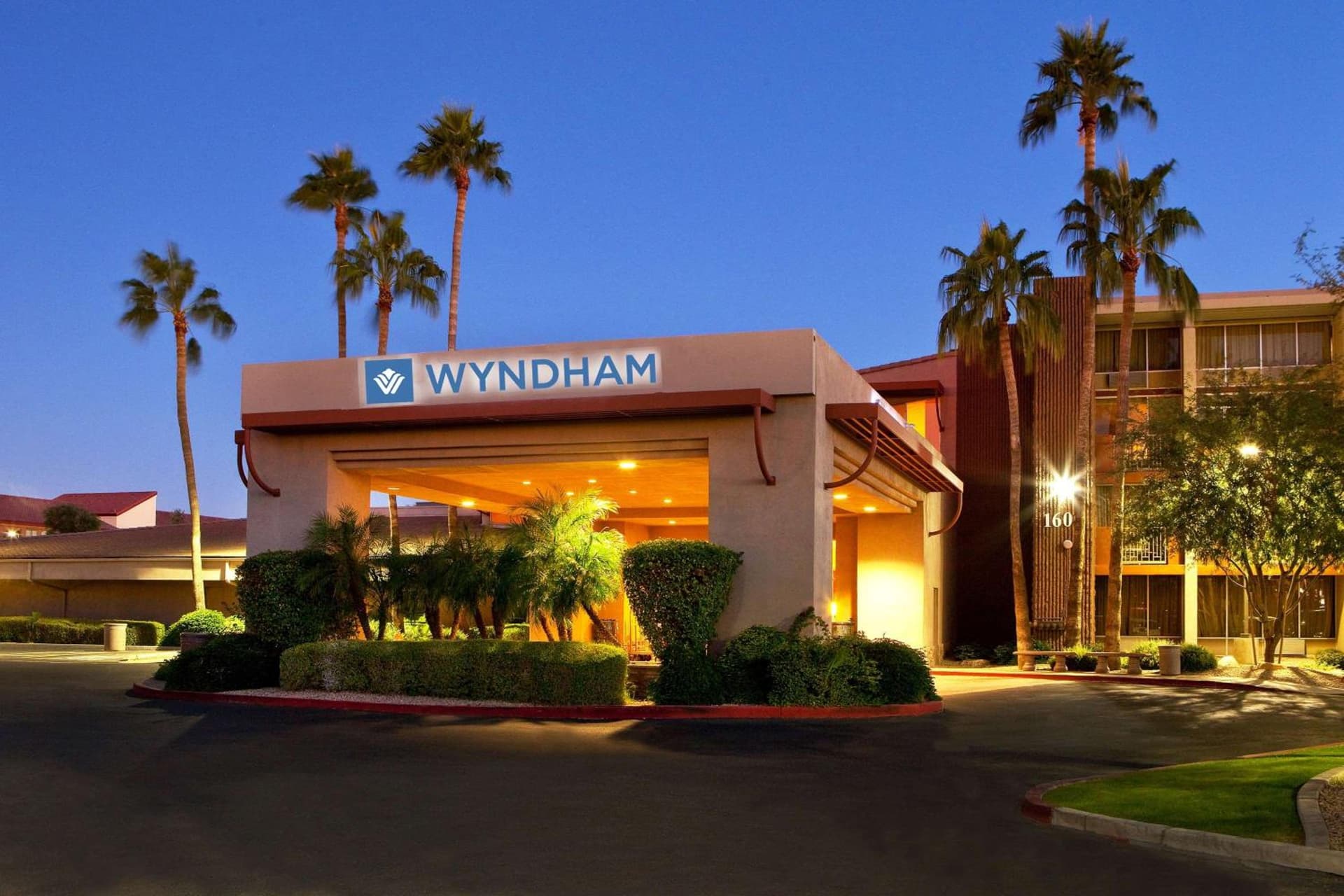 Wyndham Phoenix Airport - Tempe property views in Tempe, AZ — gallery photo 3