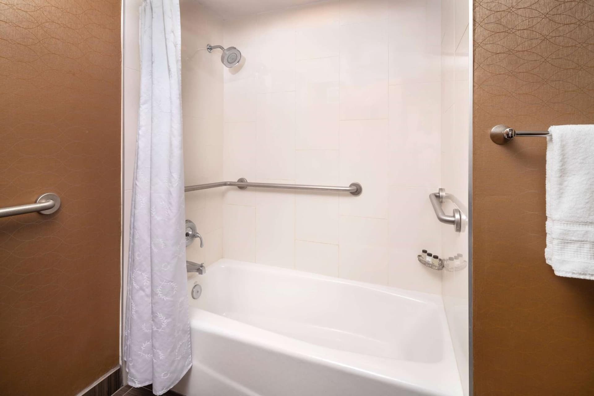 Wyndham Phoenix Airport - Tempe gallery photo in Tempe, AZ — image 8