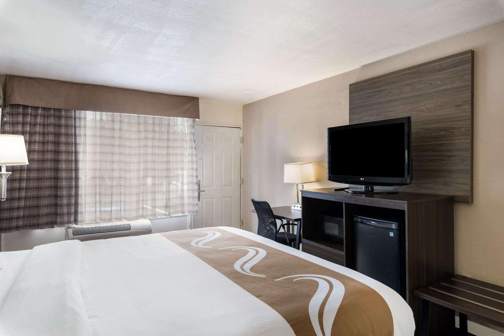 Quality Inn Gastonia East gallery photo in Gastonia, NC — image 46