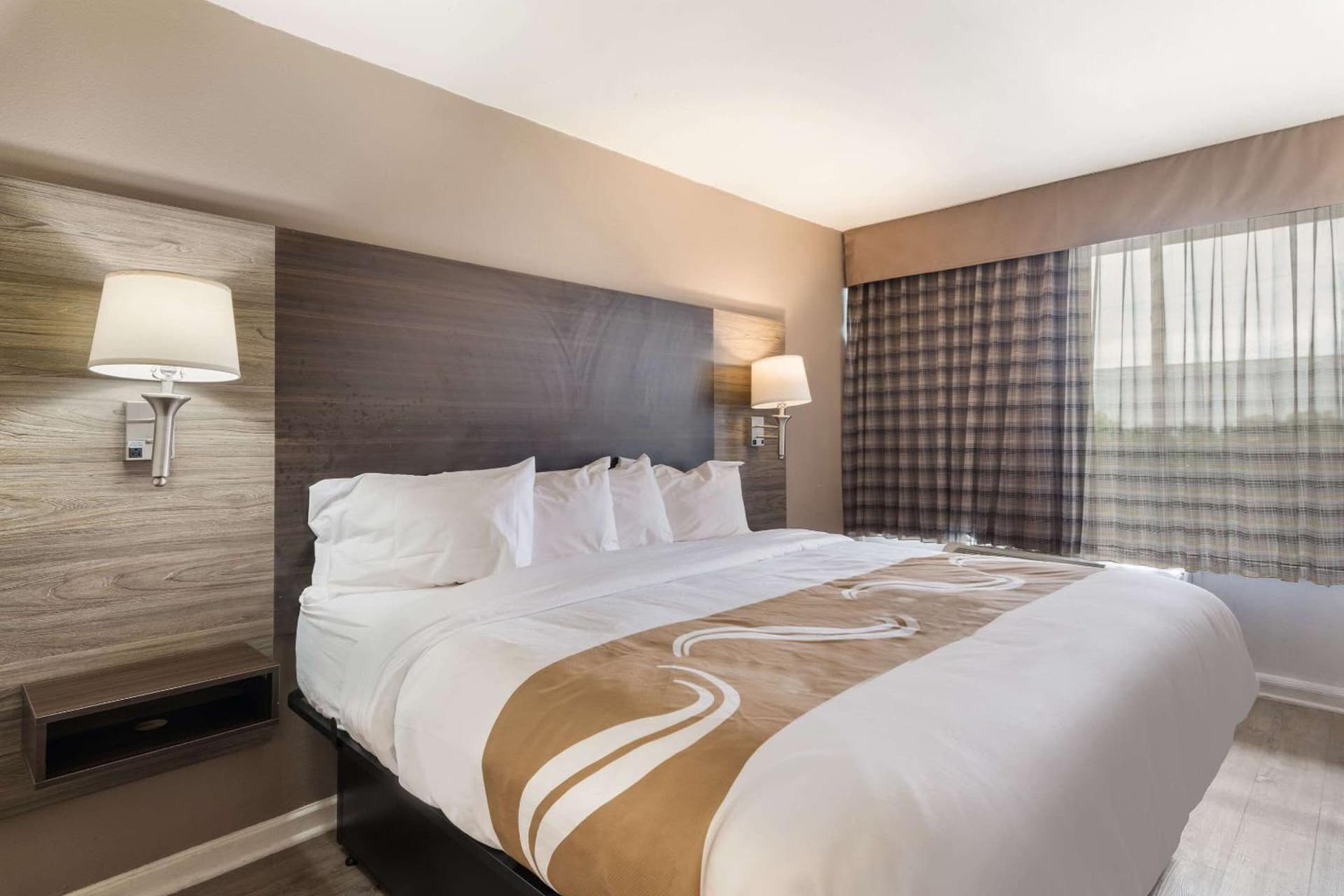 Quality Inn Gastonia East gallery photo in Gastonia, NC — image 32