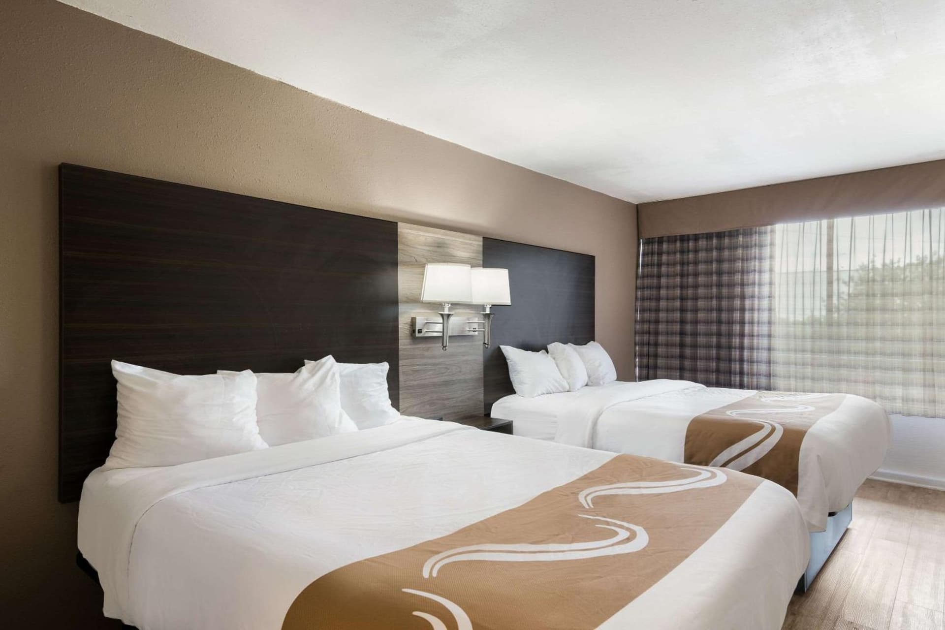 Quality Inn Gastonia East gallery photo in Gastonia, NC — image 12