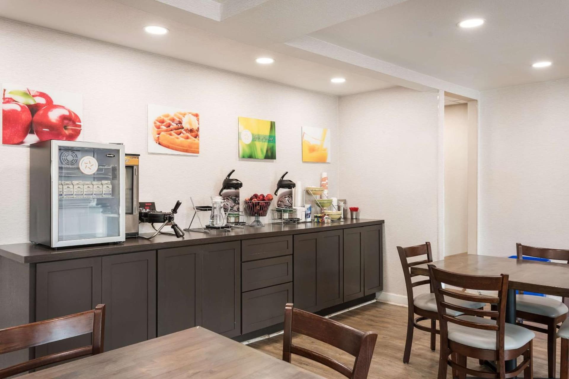 Quality Inn Gastonia East gallery photo in Gastonia, NC — image 7