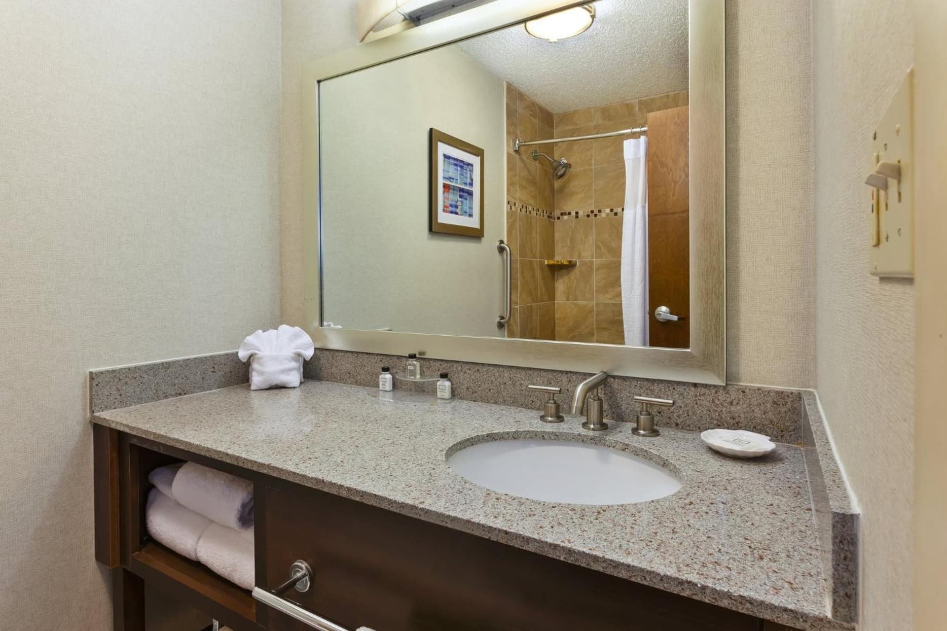 Crowne Plaza Columbus North - Worthington by IHG gallery photo in Columbus, OH — image 25
