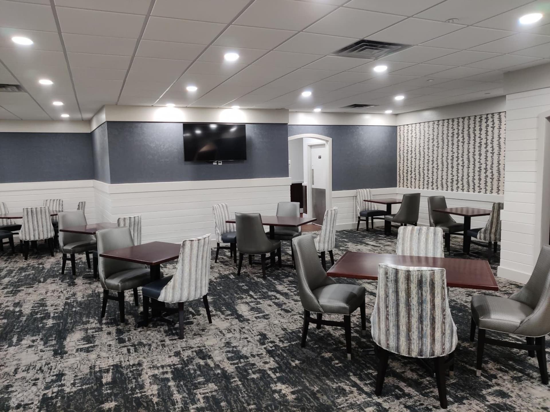 Crowne Plaza Hotel Jacksonville Airport/I-95N by IHG property views in Jacksonville, FL — gallery photo 3