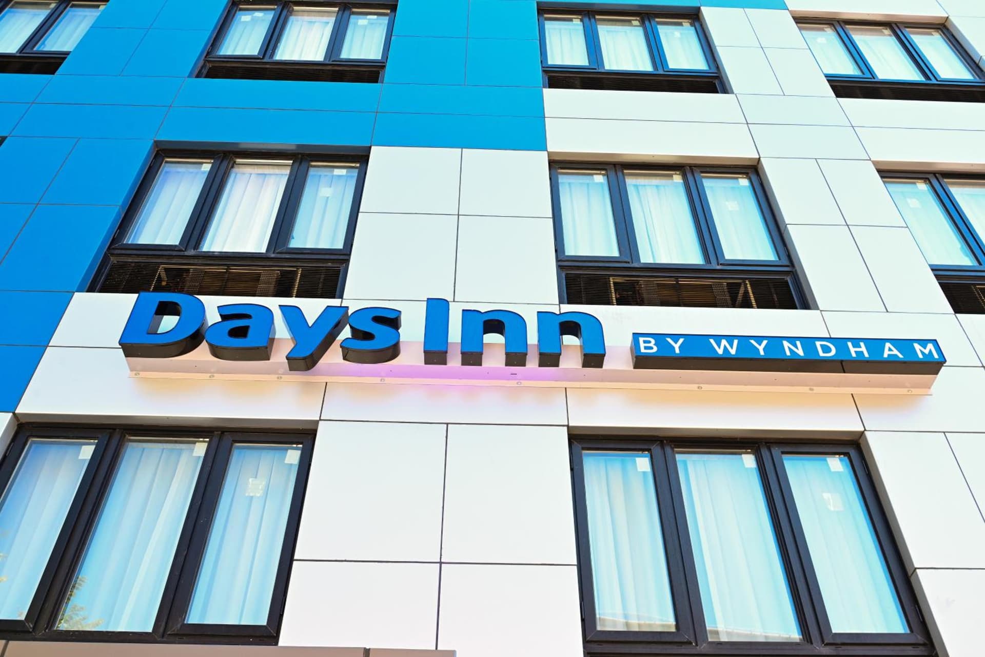 Days Inn by Wyndham Bronx NYC gallery photo in Bronx, NY — image 6