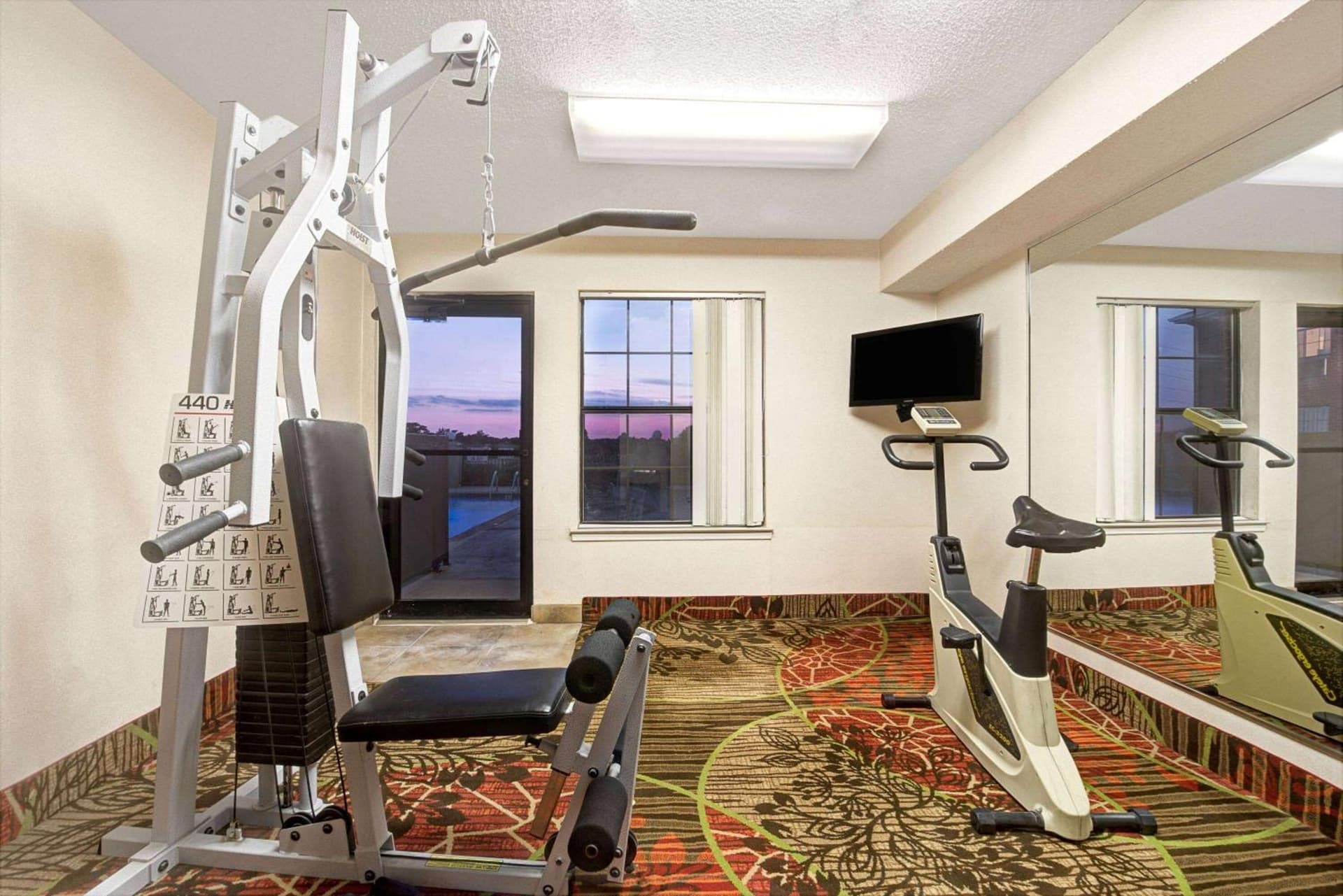Days Inn by Wyndham Dallas Plano interior in Plano, TX — gallery photo 2