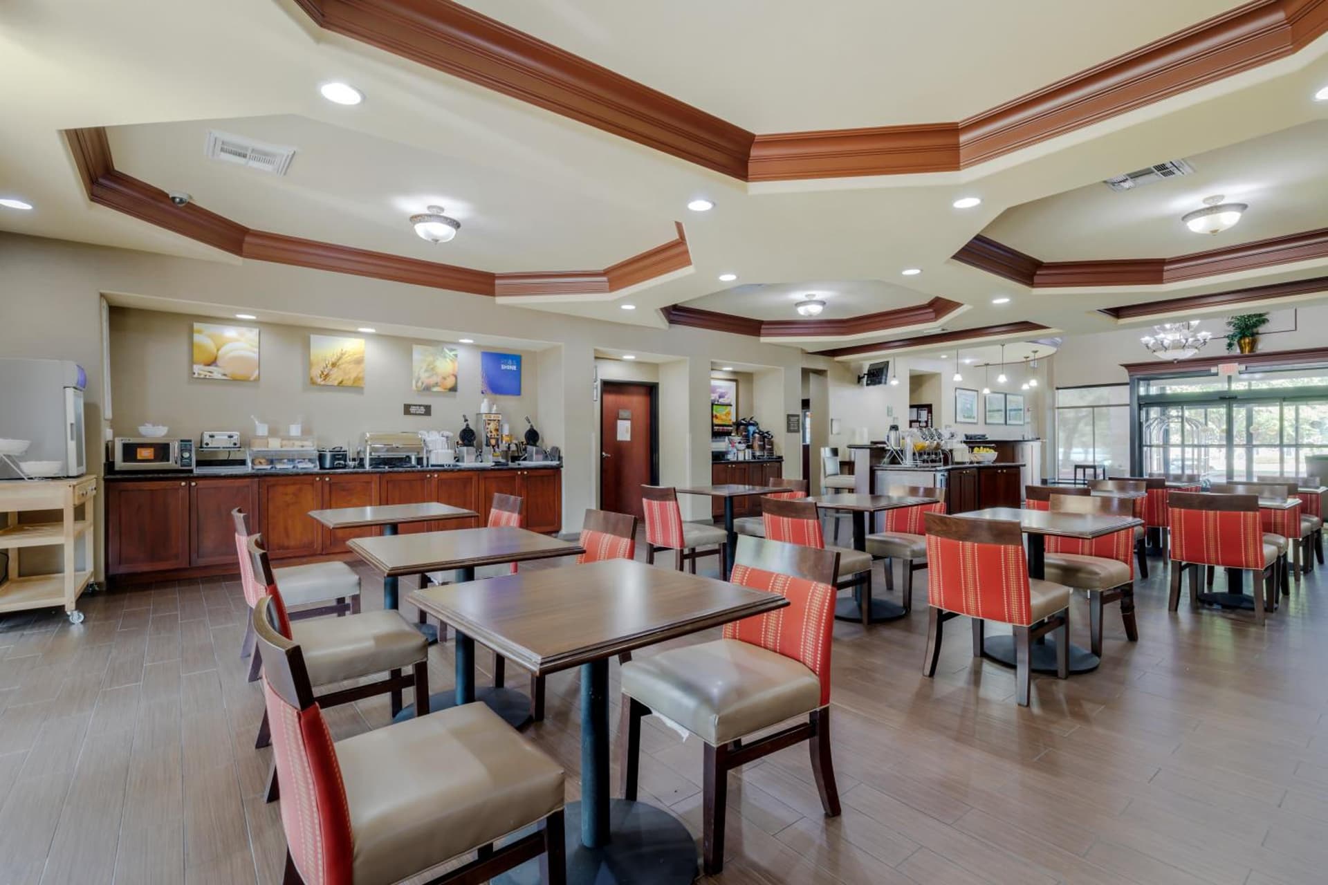 Comfort Suites Pflugerville - Austin North gallery photo in Pflugerville, TX — image 4