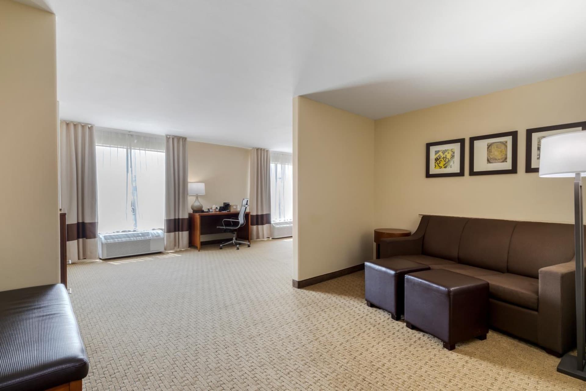 Comfort Suites Pflugerville - Austin North interior in Pflugerville, TX — gallery photo 2