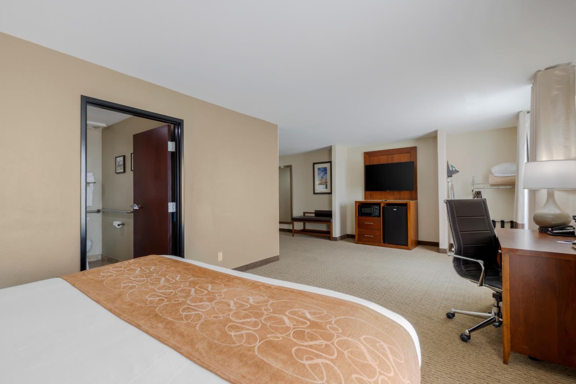 Comfort Suites Pflugerville - Austin North gallery photo in Pflugerville, TX — image 24