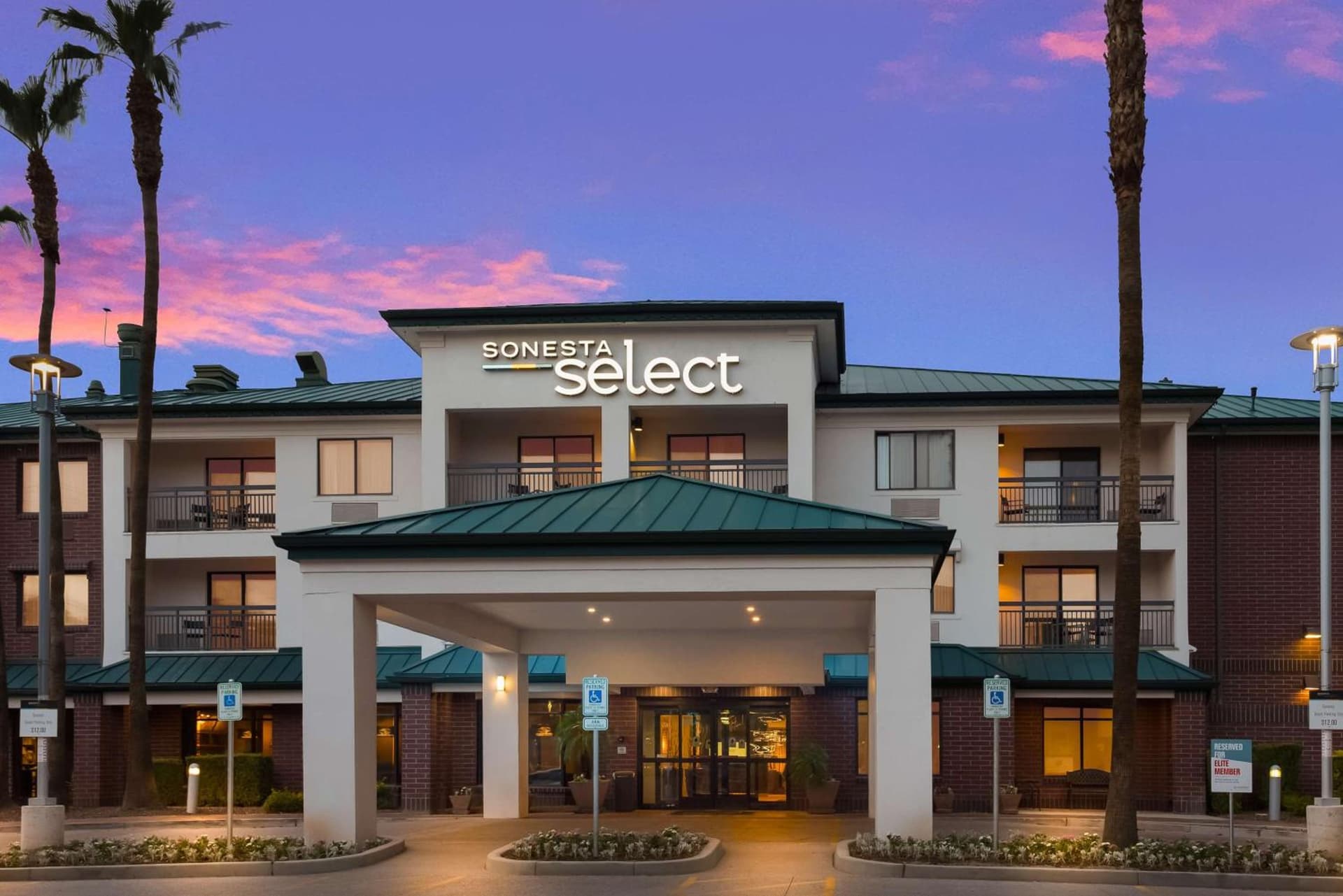 Sonesta Select Tempe Downtown property views in Tempe, AZ — gallery photo 3