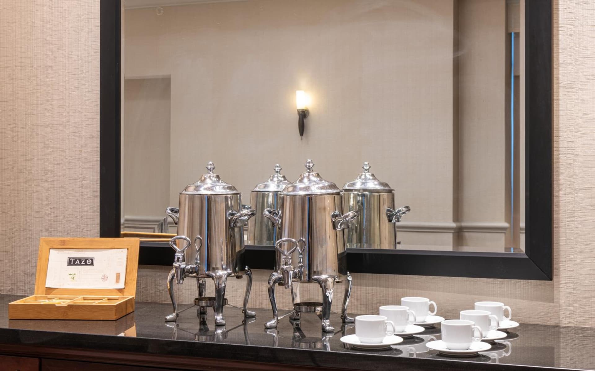 Chicago Marriott Suites Deerfield gallery photo in Deerfield, IL — image 75