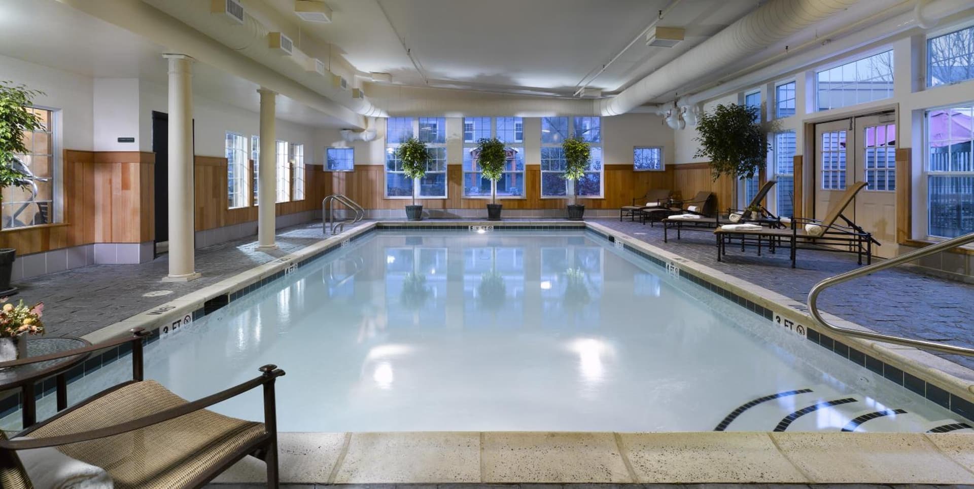 Green Mountain Suites Hotel interior in Burlington, VT — gallery photo 2