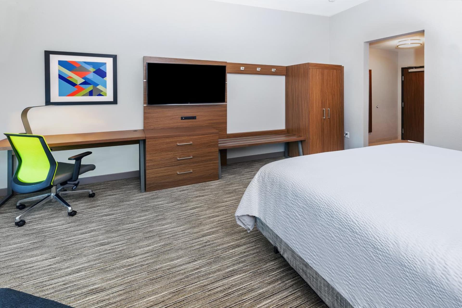 Holiday Inn Express & Suites - Houston - Downtown North by IHG property views in Houston, TX — gallery photo 3