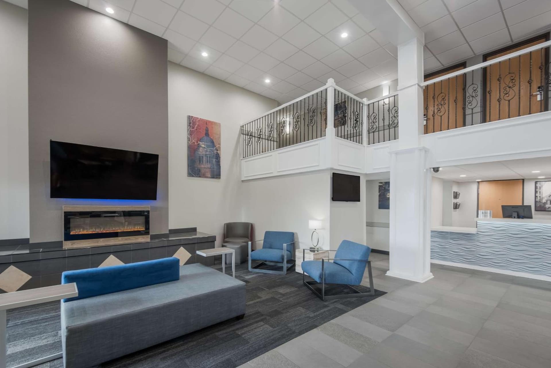 Best Western Fort Wayne I-69 North interior in Fort Wayne, IN — gallery photo 2