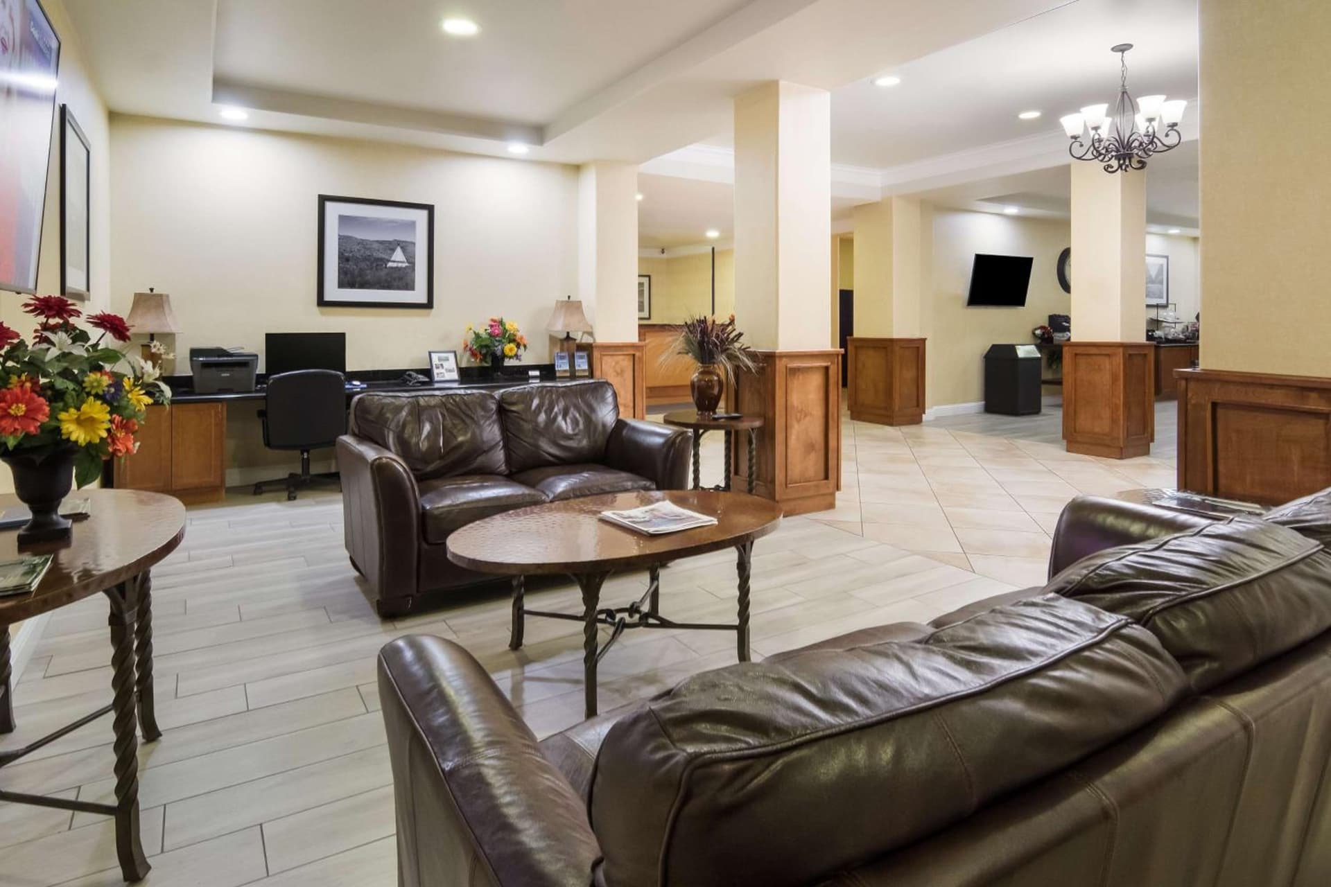 Best Western Comanche Inn property views in Comanche, TX — gallery photo 3
