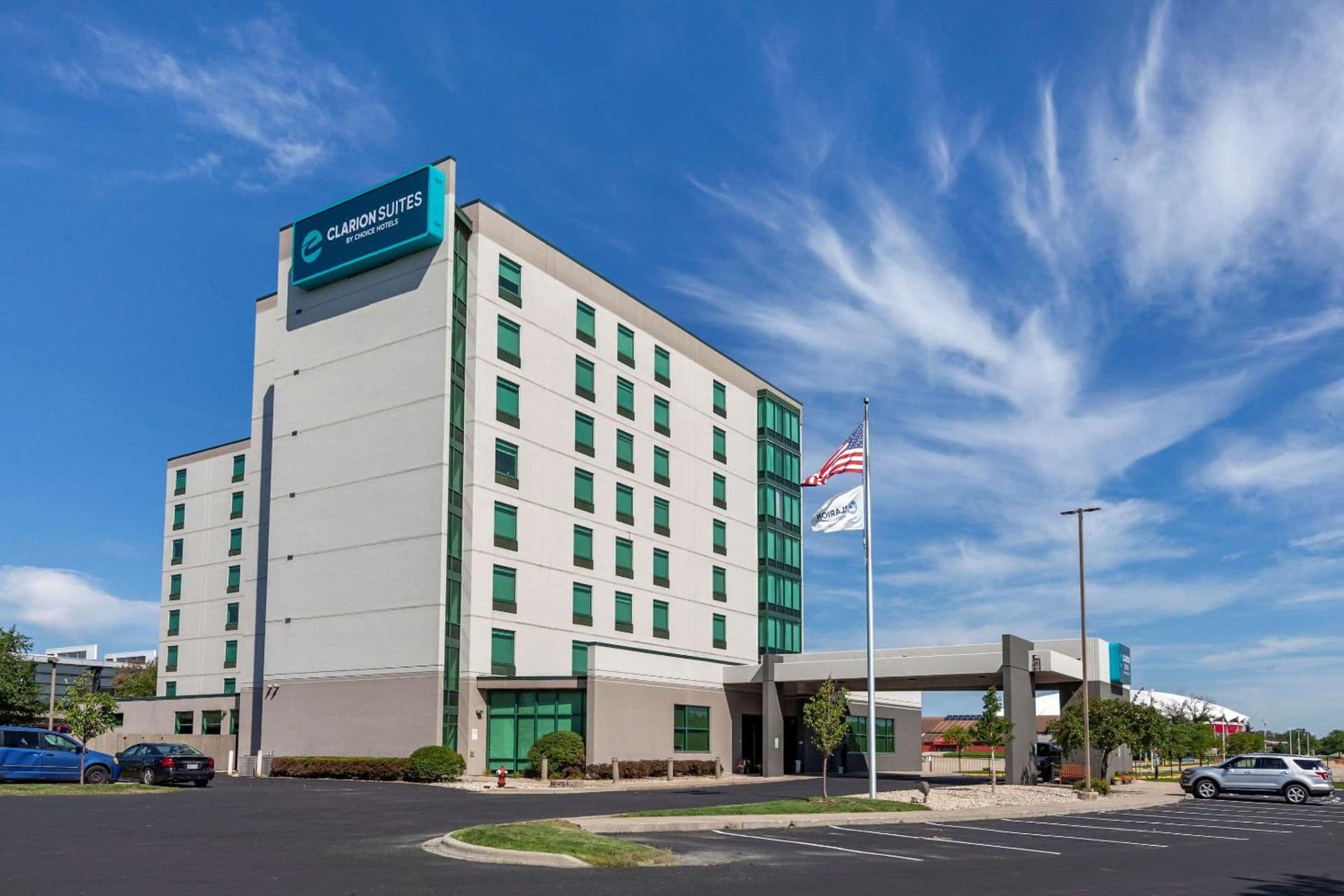 Clarion Suites at the Alliant Energy Center featured exterior or lobby in Madison, WI — similar hotel