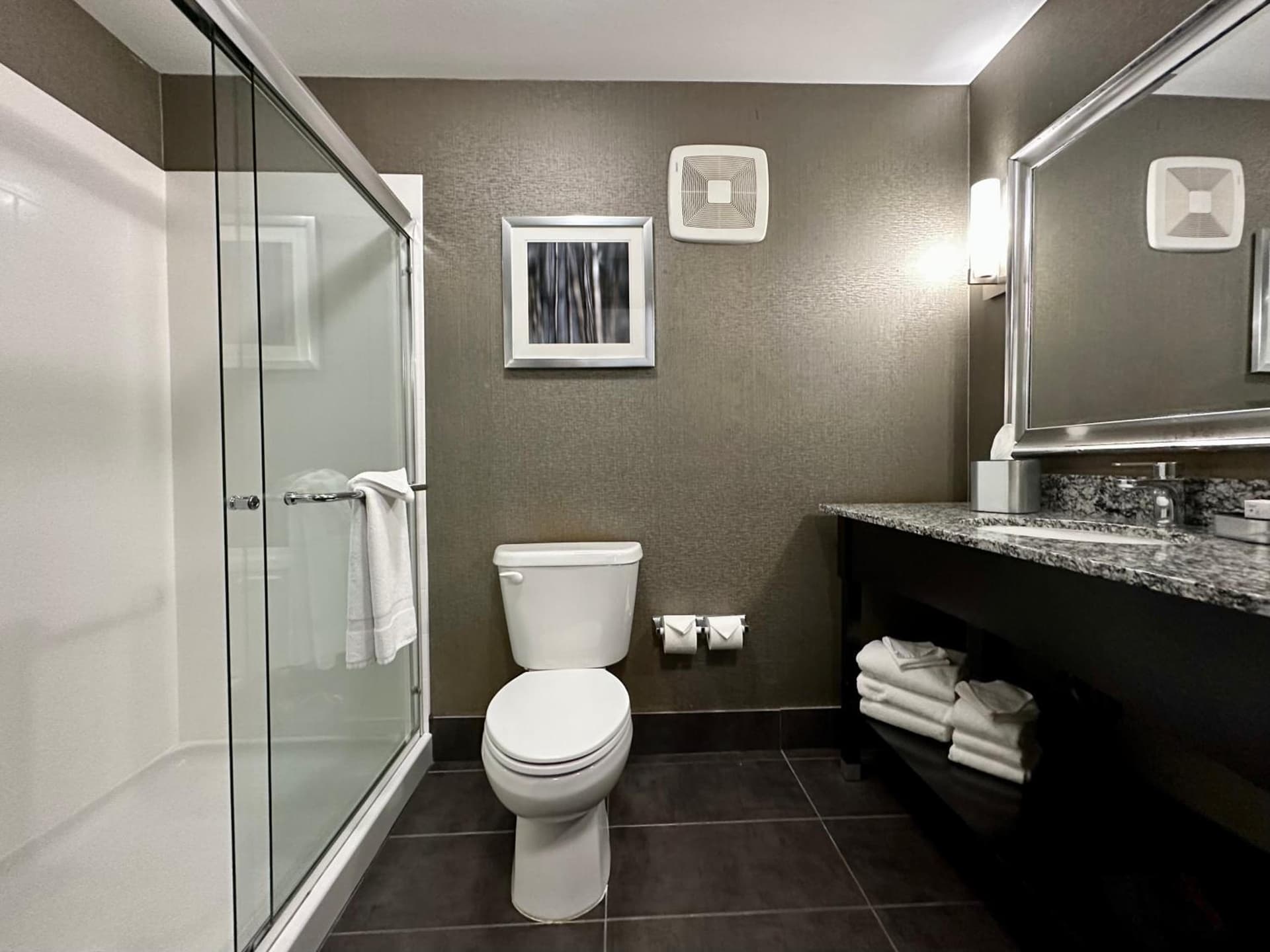 Holiday Inn Carlsbad/San Diego by IHG gallery photo in Carlsbad, CA — image 80
