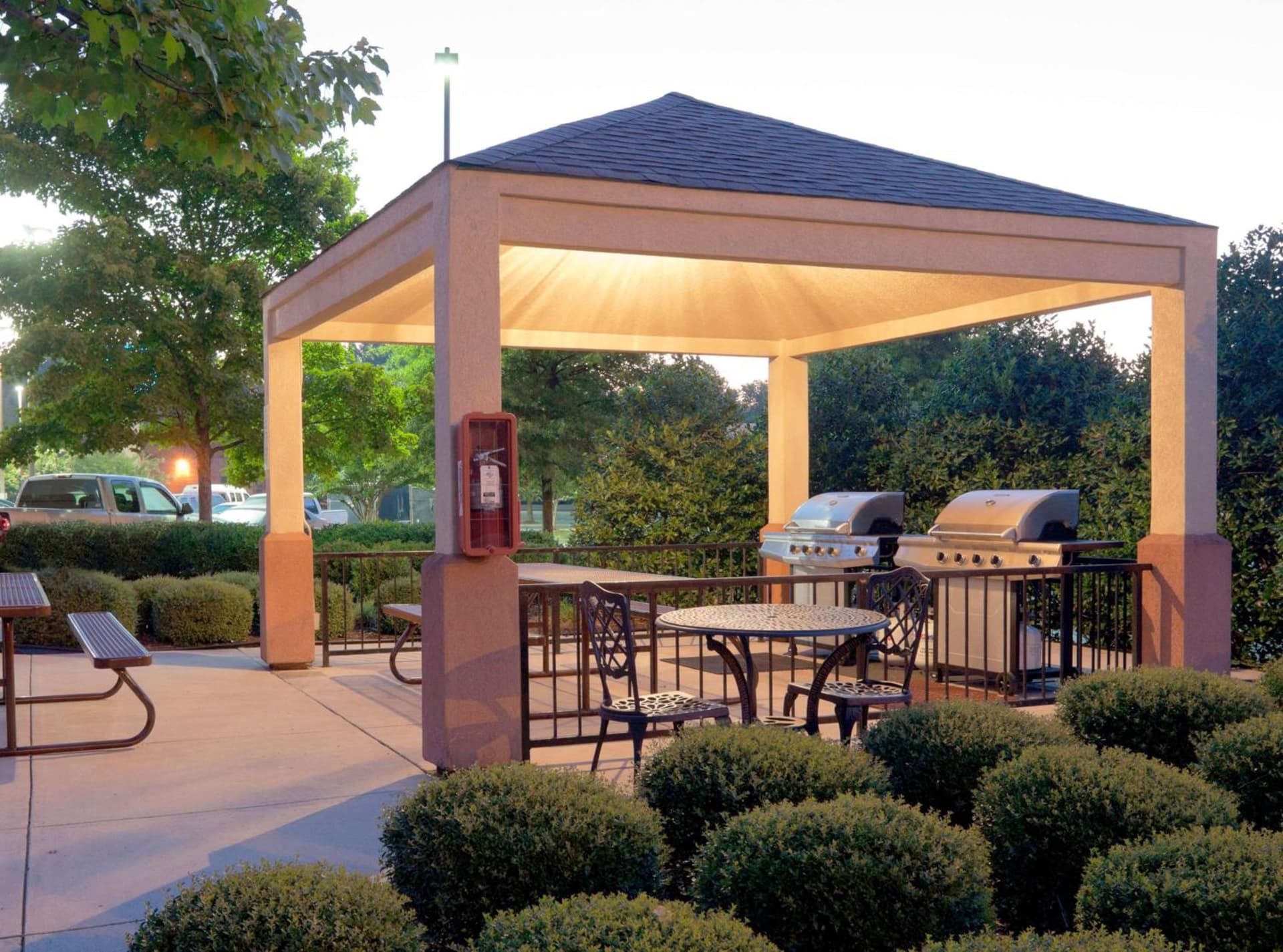 Sonesta Simply Suites Chicago Libertyville gallery photo in Libertyville, IL — image 27