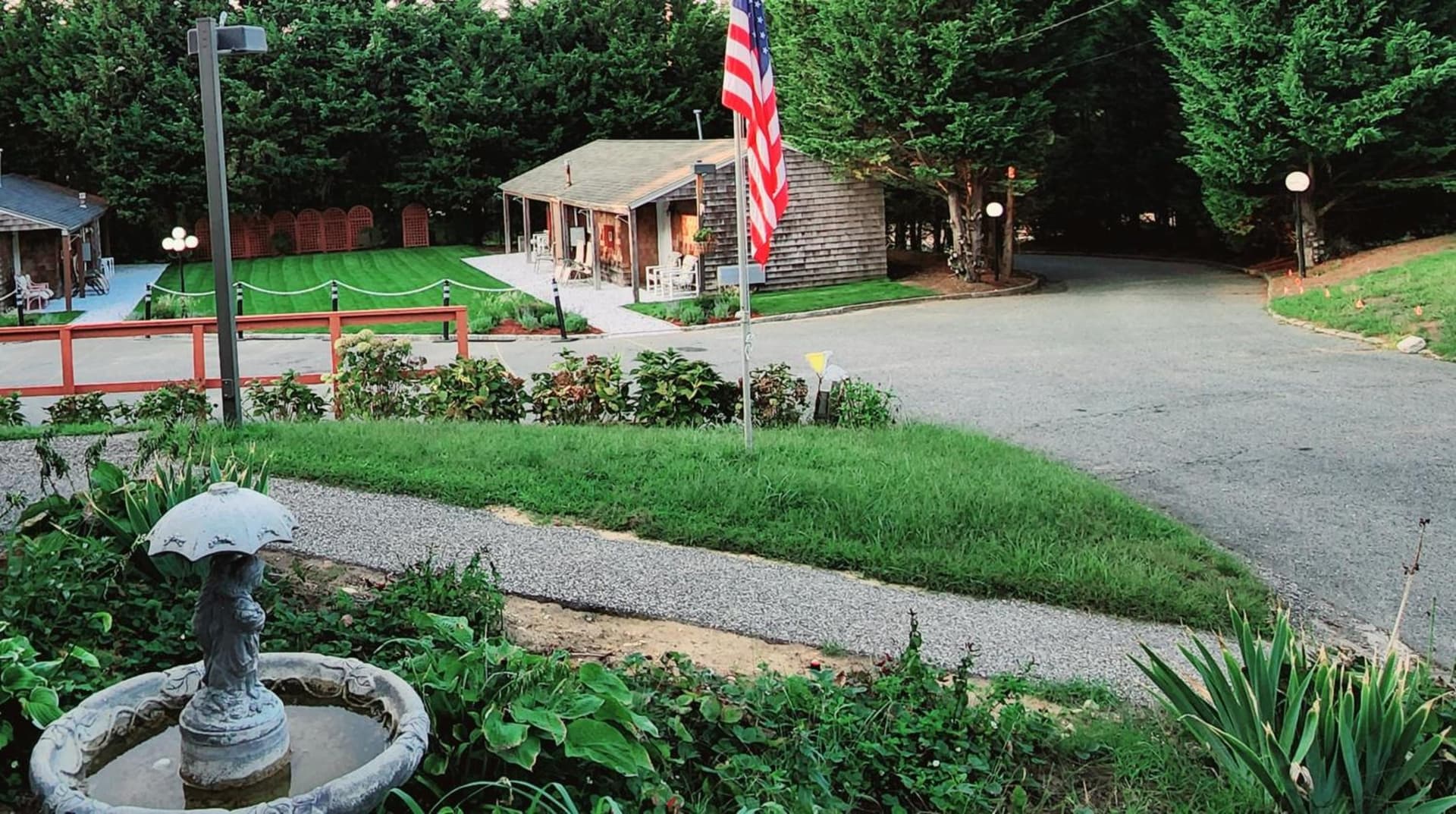 Sea Haven Resort Motel featured exterior or lobby in Southampton, NY — similar hotel