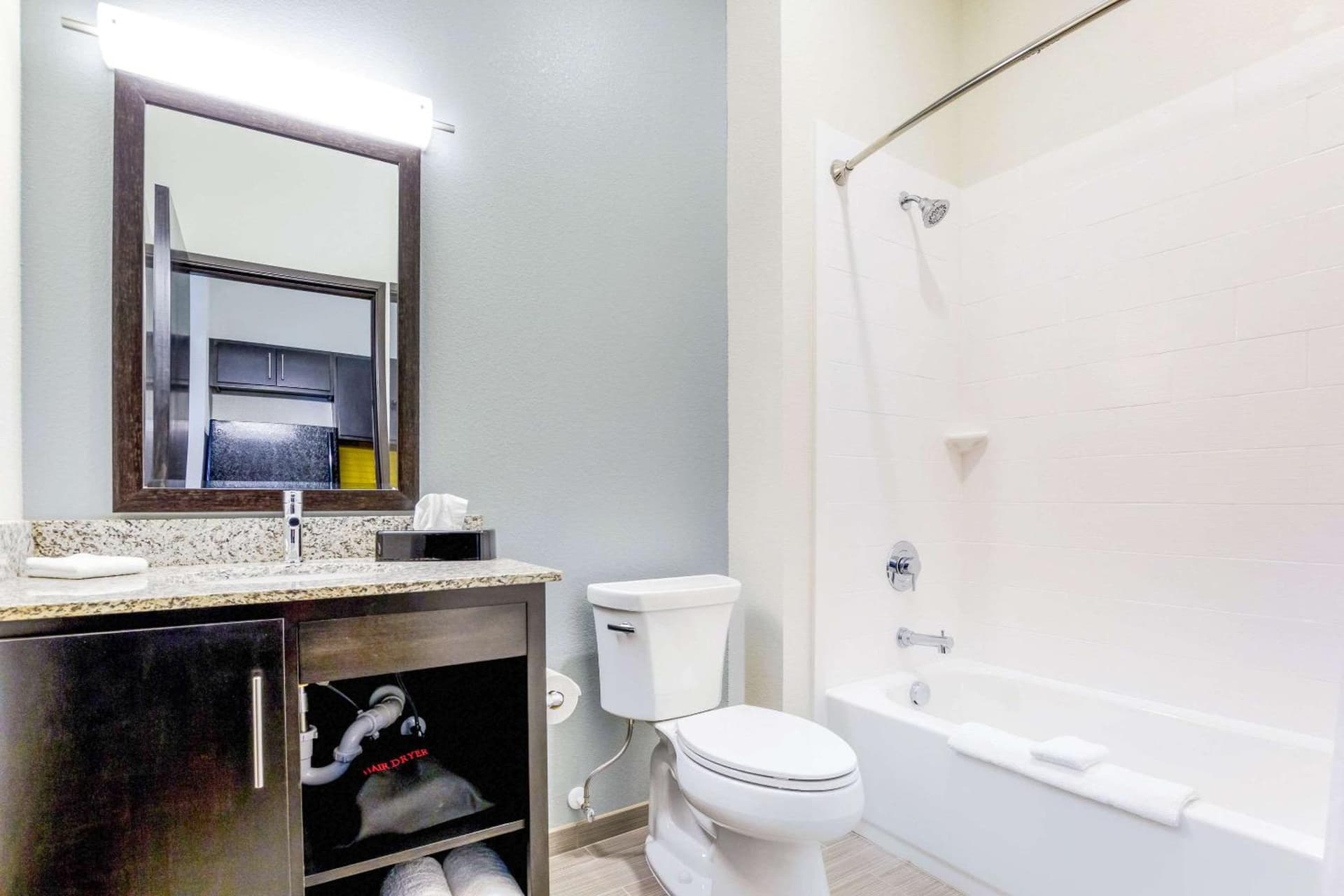 MainStay Suites Winfield-Teays Valley gallery photo in Hurricane, WV — image 10