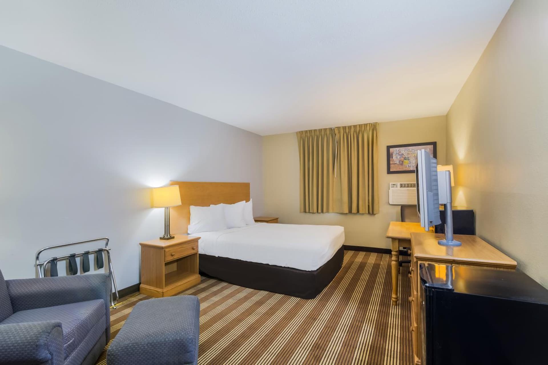 Americas Best Value Inn Fargo gallery photo in Fargo, ND — image 17