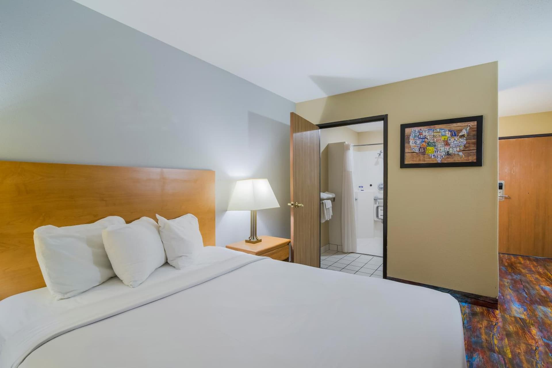 Americas Best Value Inn Fargo gallery photo in Fargo, ND — image 24
