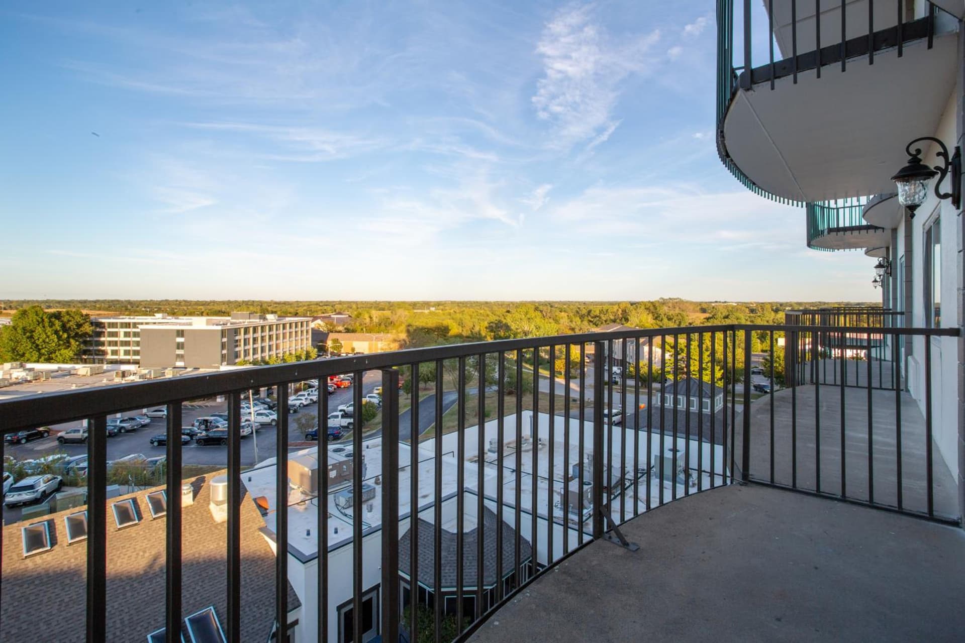Orangewood Inn & Suites Kansas City Airport gallery photo in Kansas City, KS — image 12