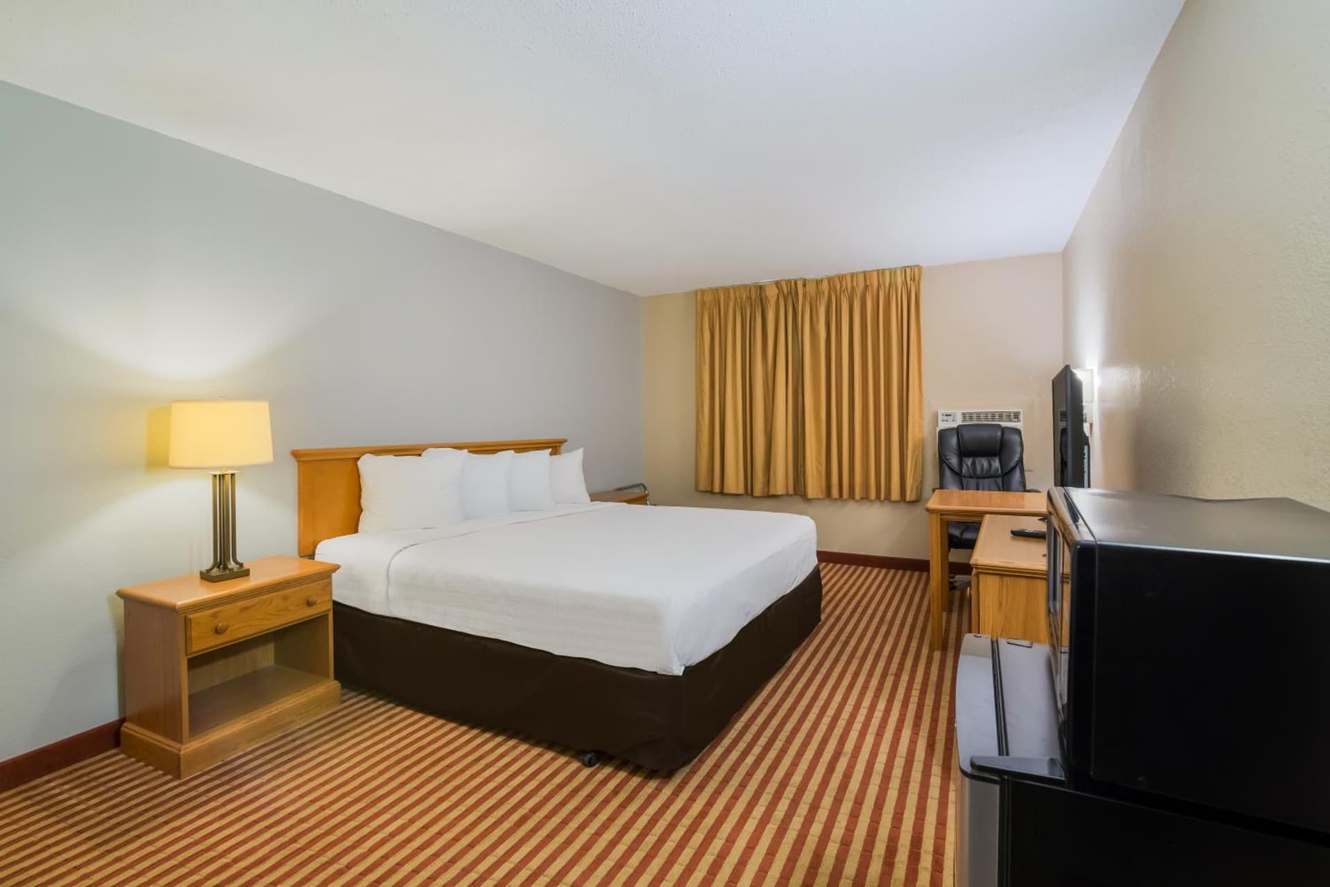 Americas Best Value Inn Fargo gallery photo in Fargo, ND — image 8