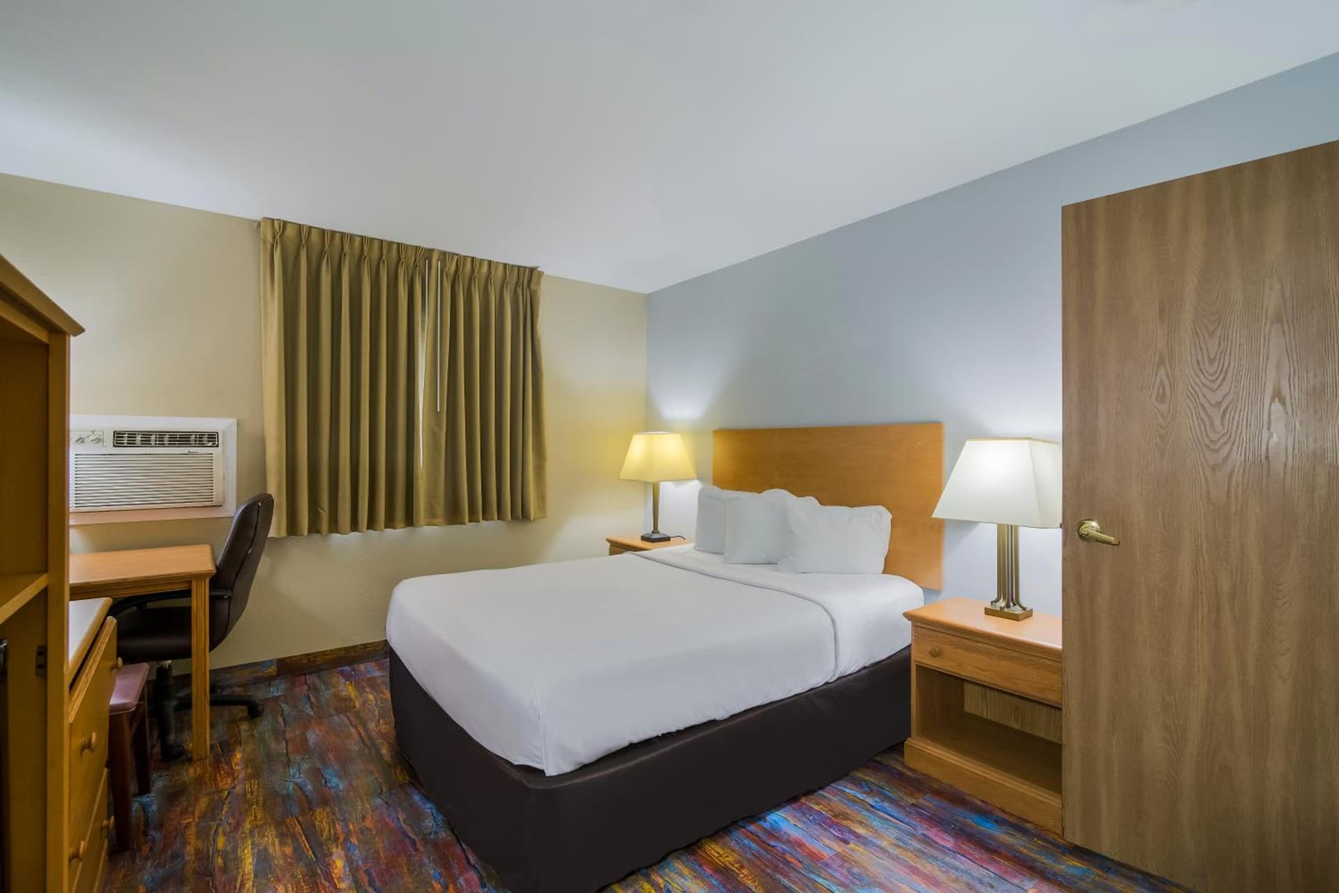 Americas Best Value Inn Fargo gallery photo in Fargo, ND — image 15