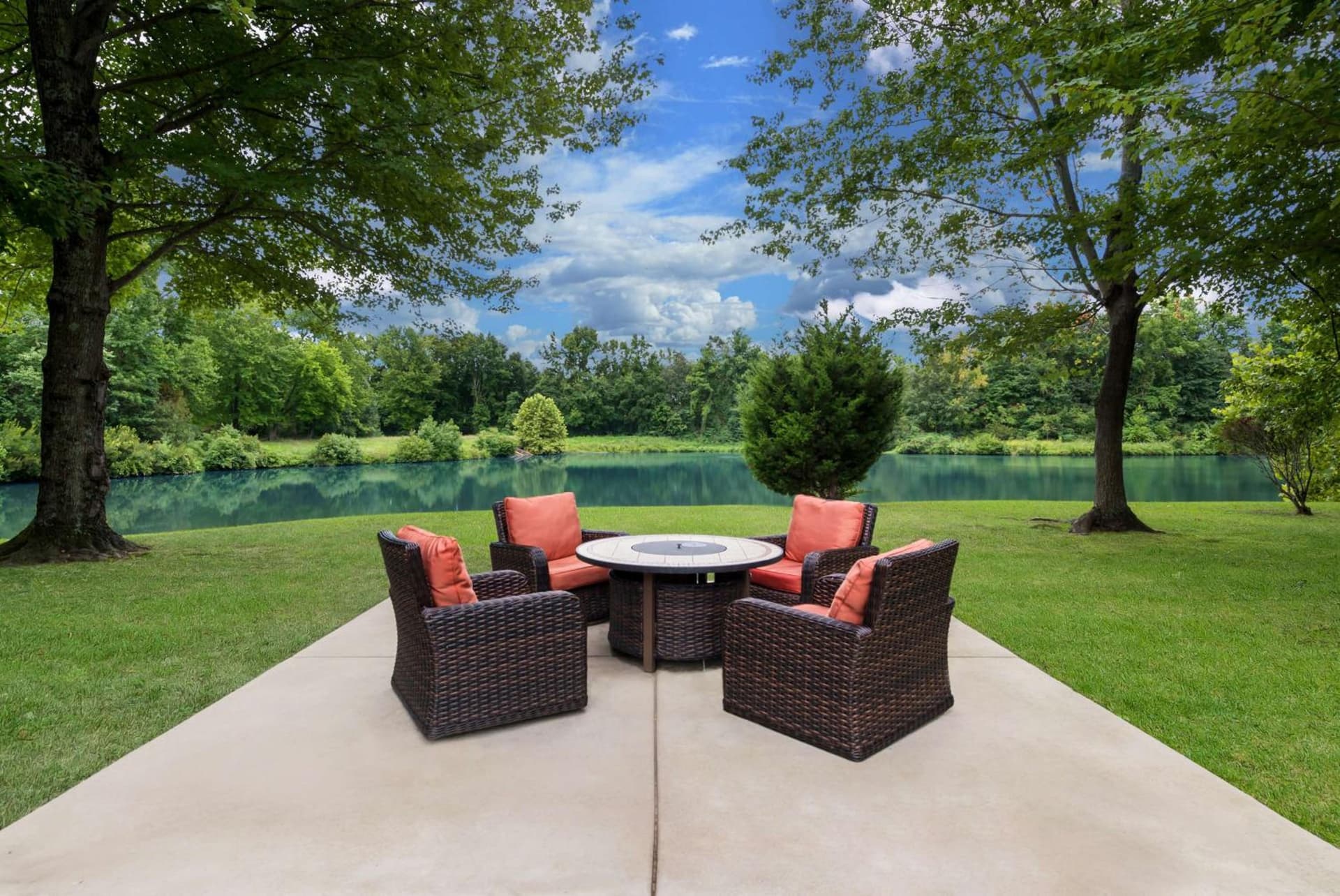 Sonesta Simply Suites Hampton gallery photo in Hampton, VA — image 7