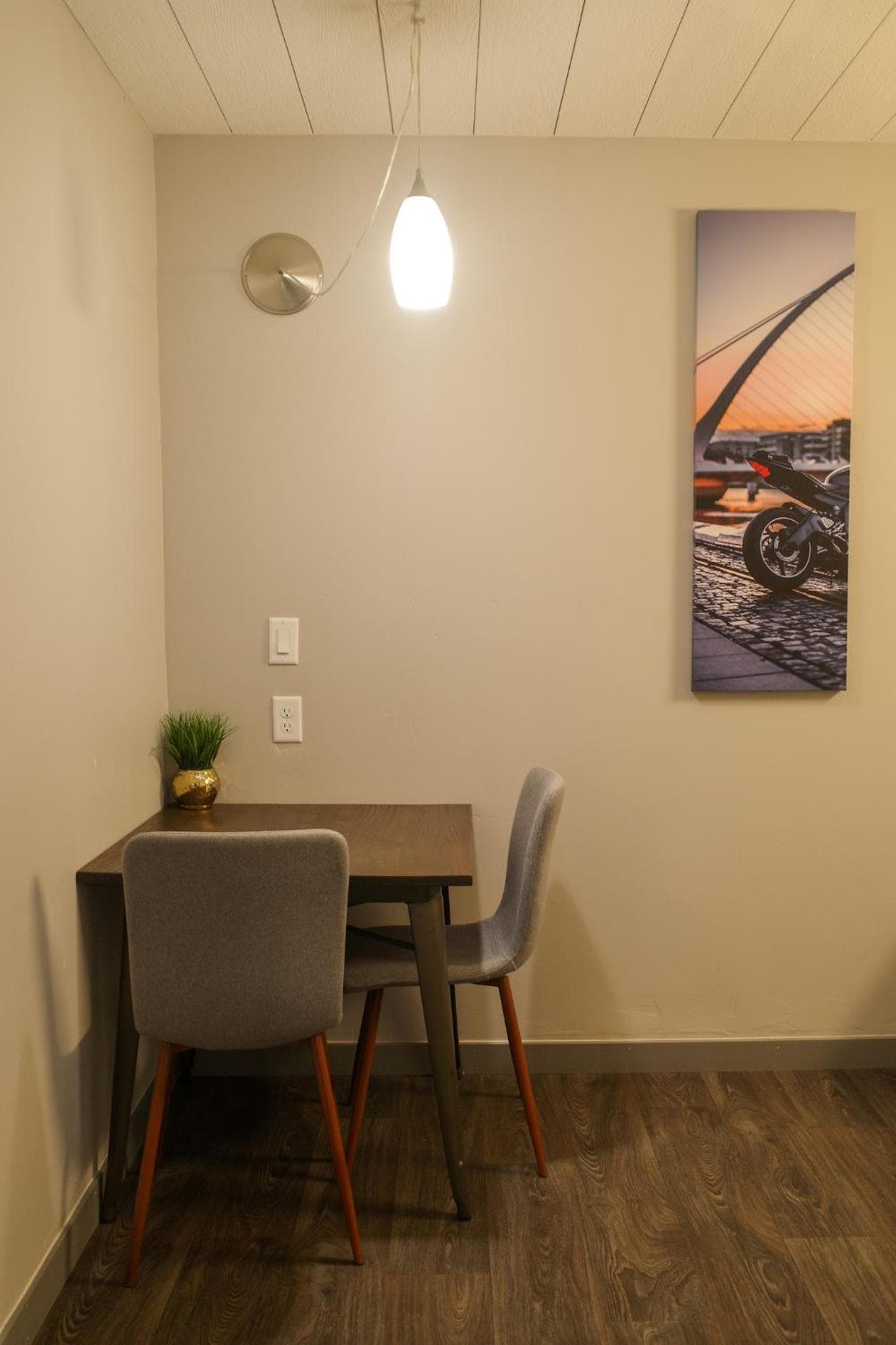 Americana Modern Hotel gallery photo in Redding, CA — image 31