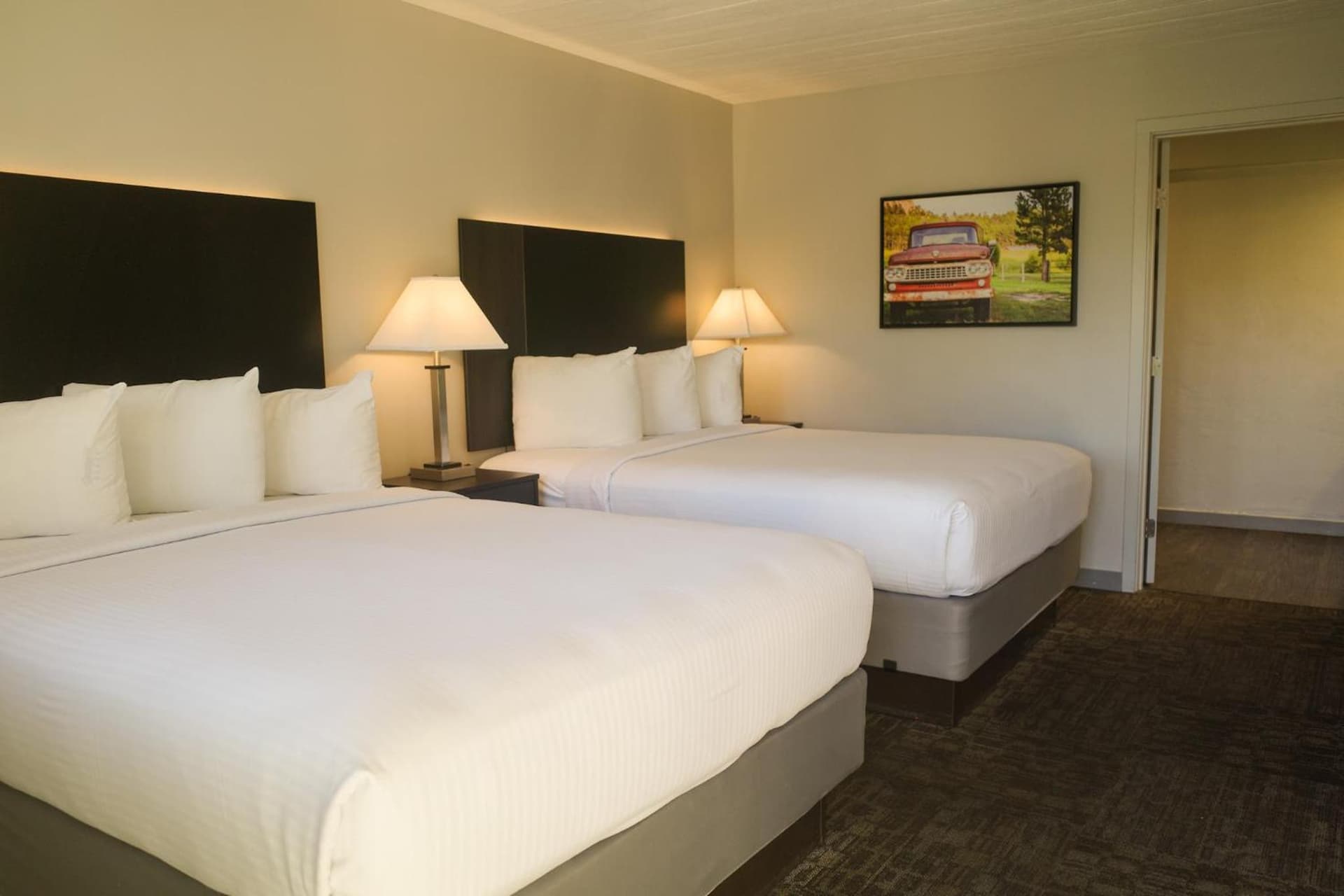 Americana Modern Hotel gallery photo in Redding, CA — image 25