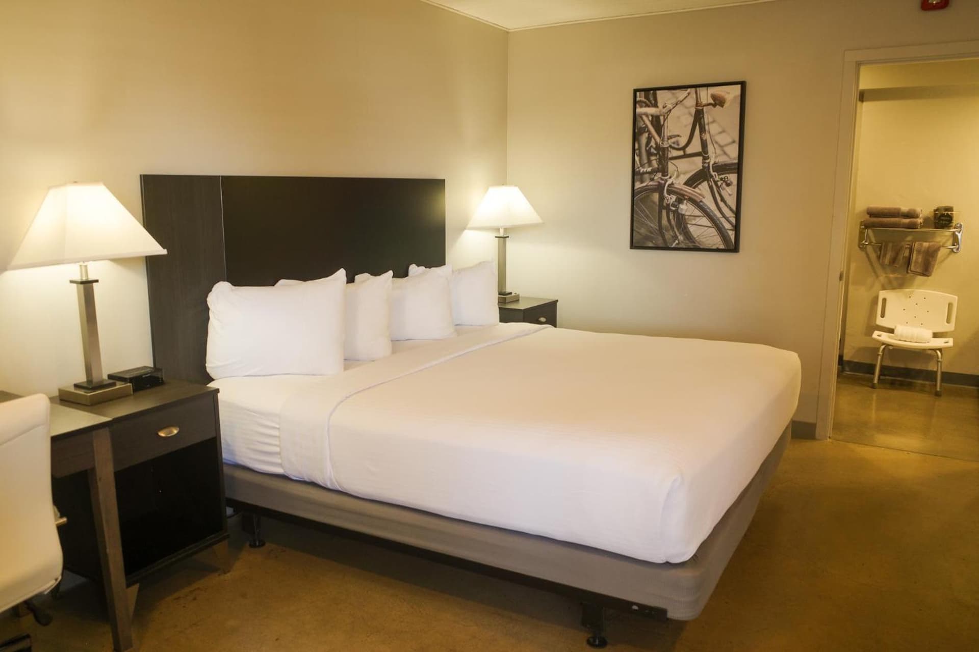 Americana Modern Hotel interior in Redding, CA — gallery photo 2