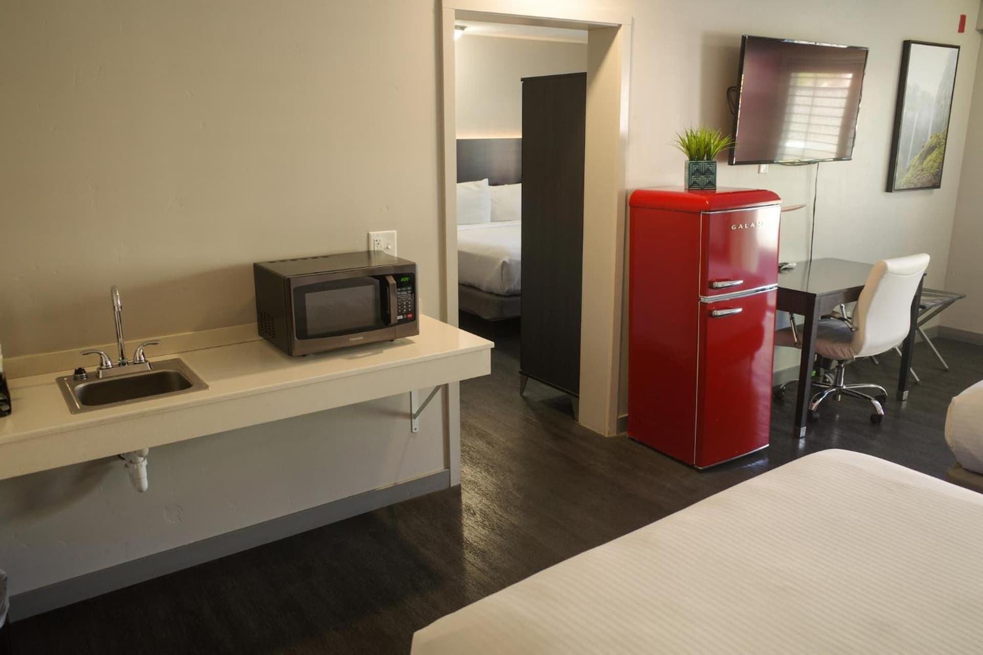 Americana Modern Hotel gallery photo in Redding, CA — image 7