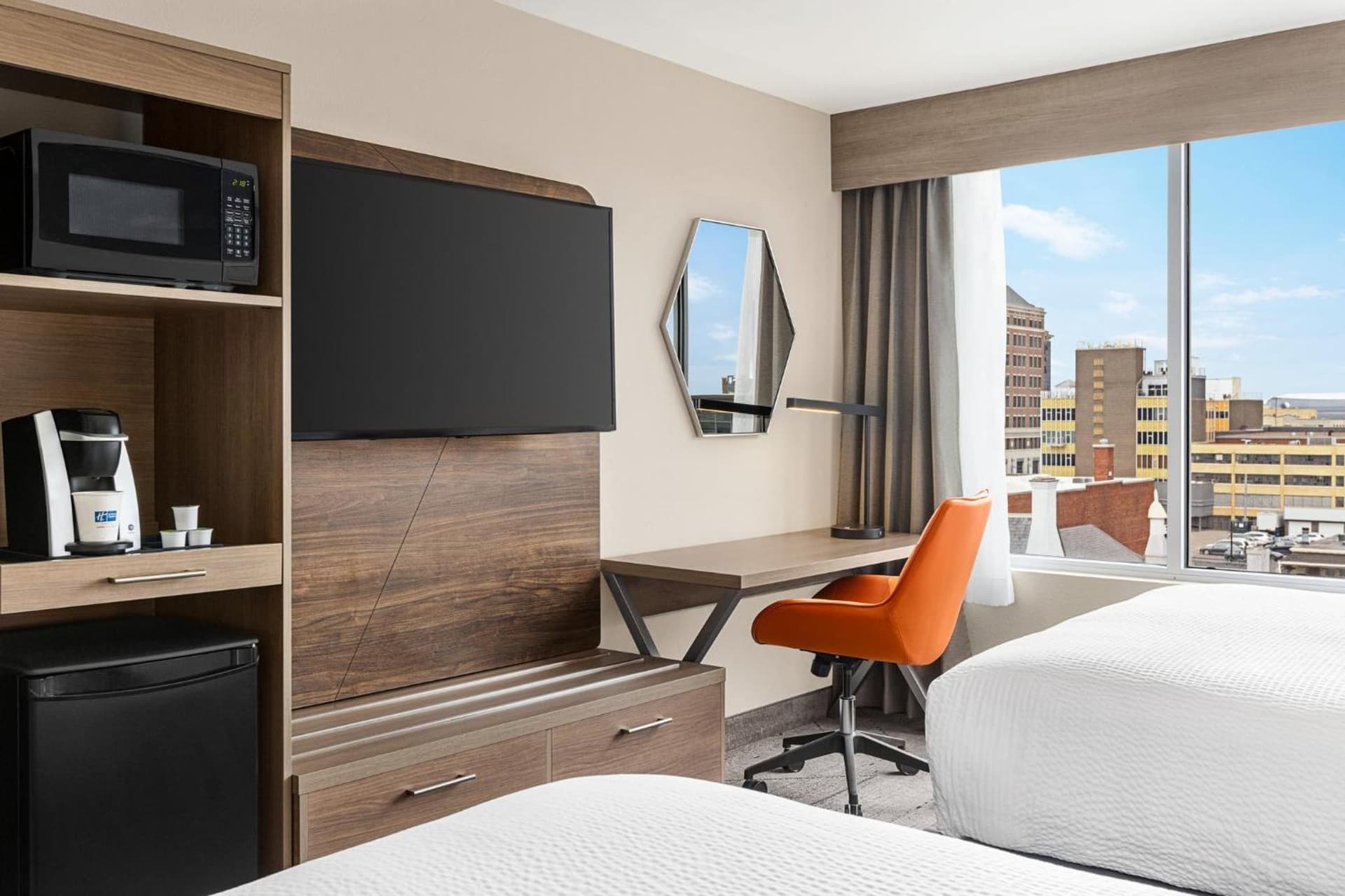 Holiday Inn Express & Suites Evansville Downtown by IHG gallery photo in Evansville, IN — image 10