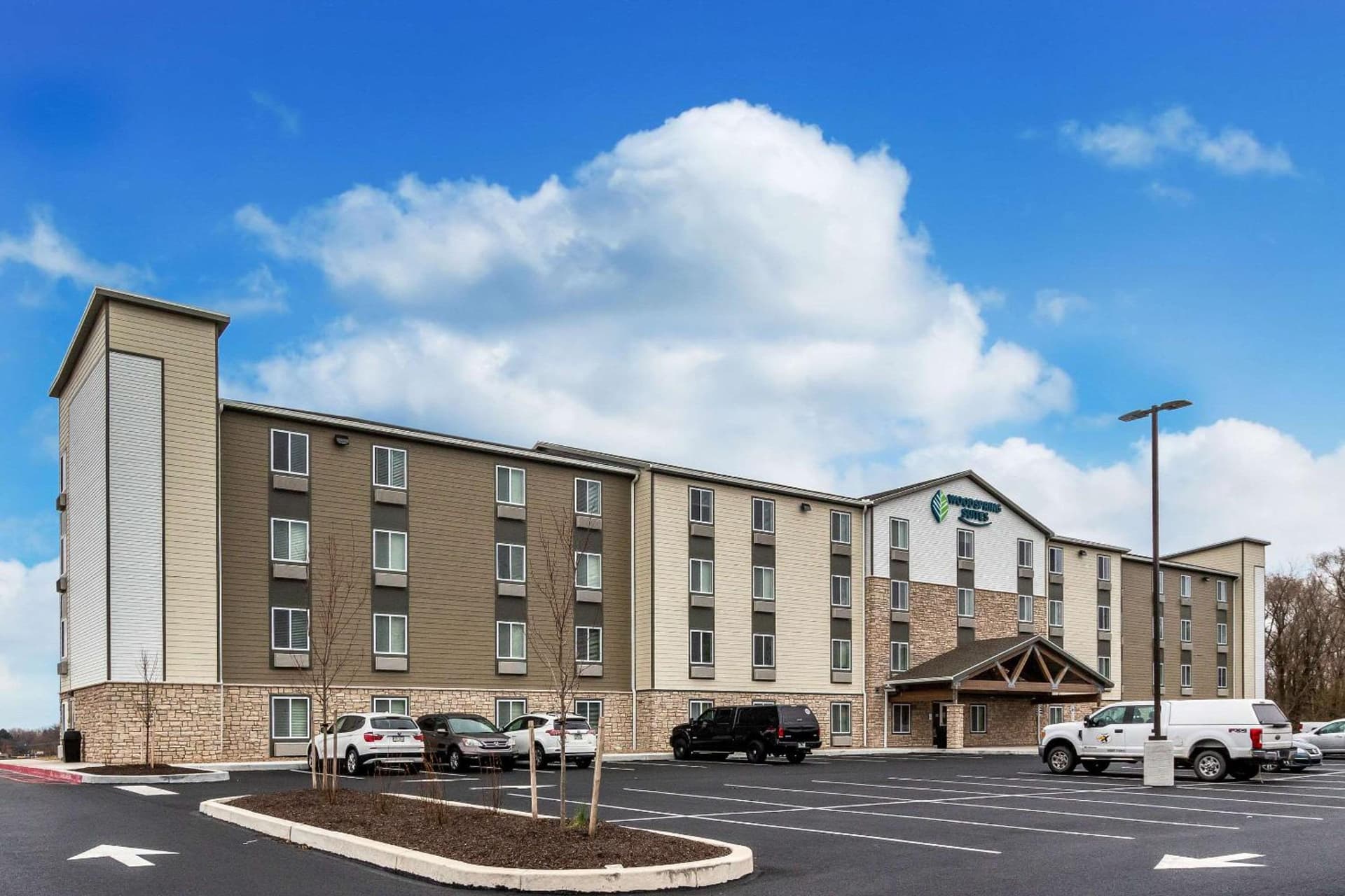 WoodSpring Suites Harrisburg Linglestown property views in Harrisburg, PA — gallery photo 3