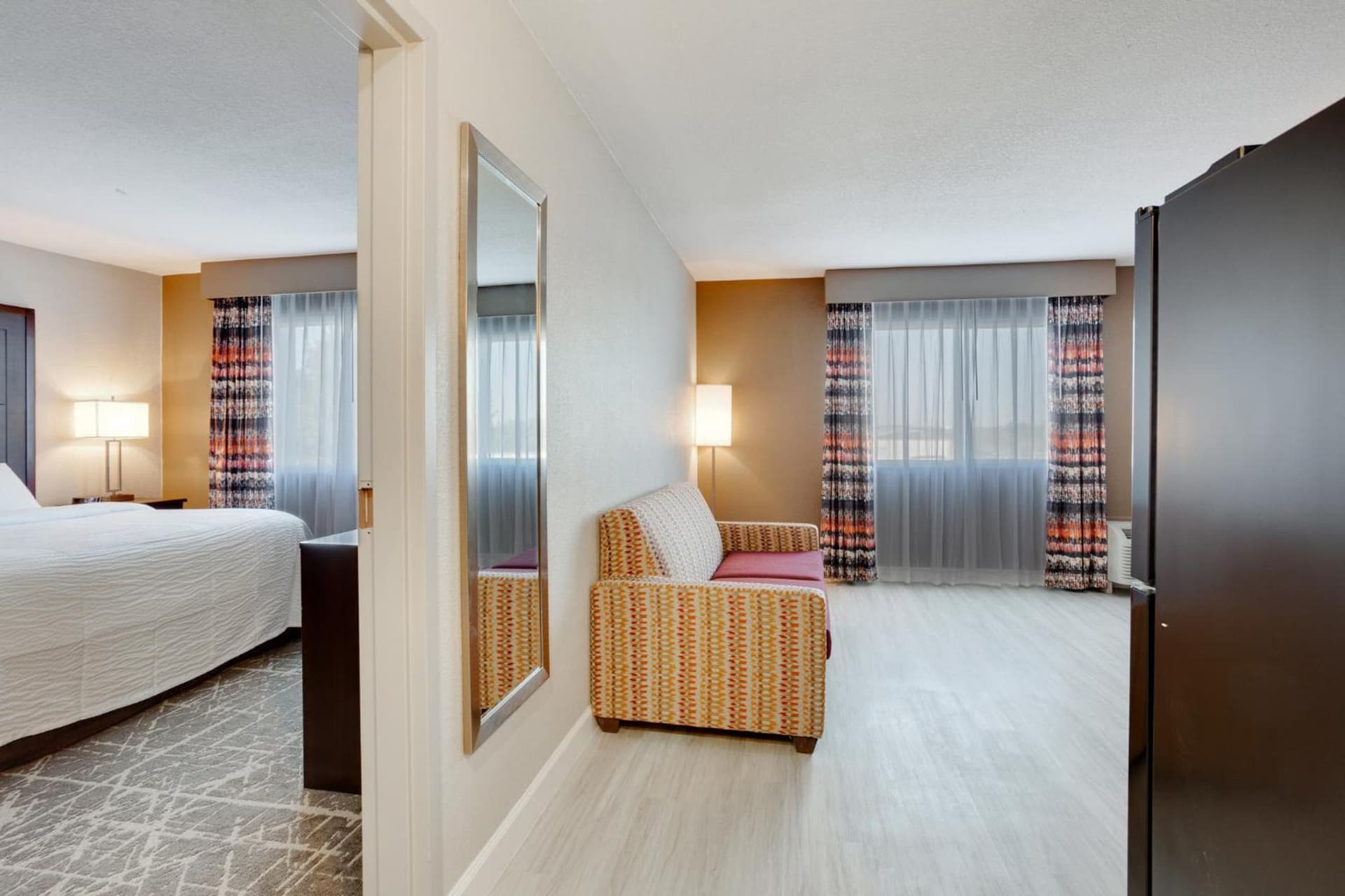 Orangewood Inn & Suites Kansas City Airport gallery photo in Kansas City, KS — image 25