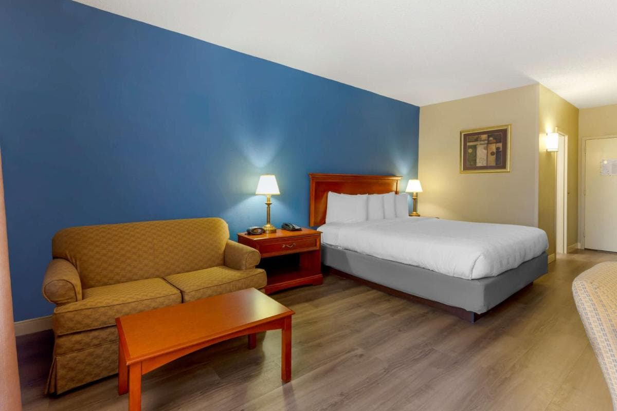 Best Western Plus Cary - NC State gallery photo in Cary, NC — image 20