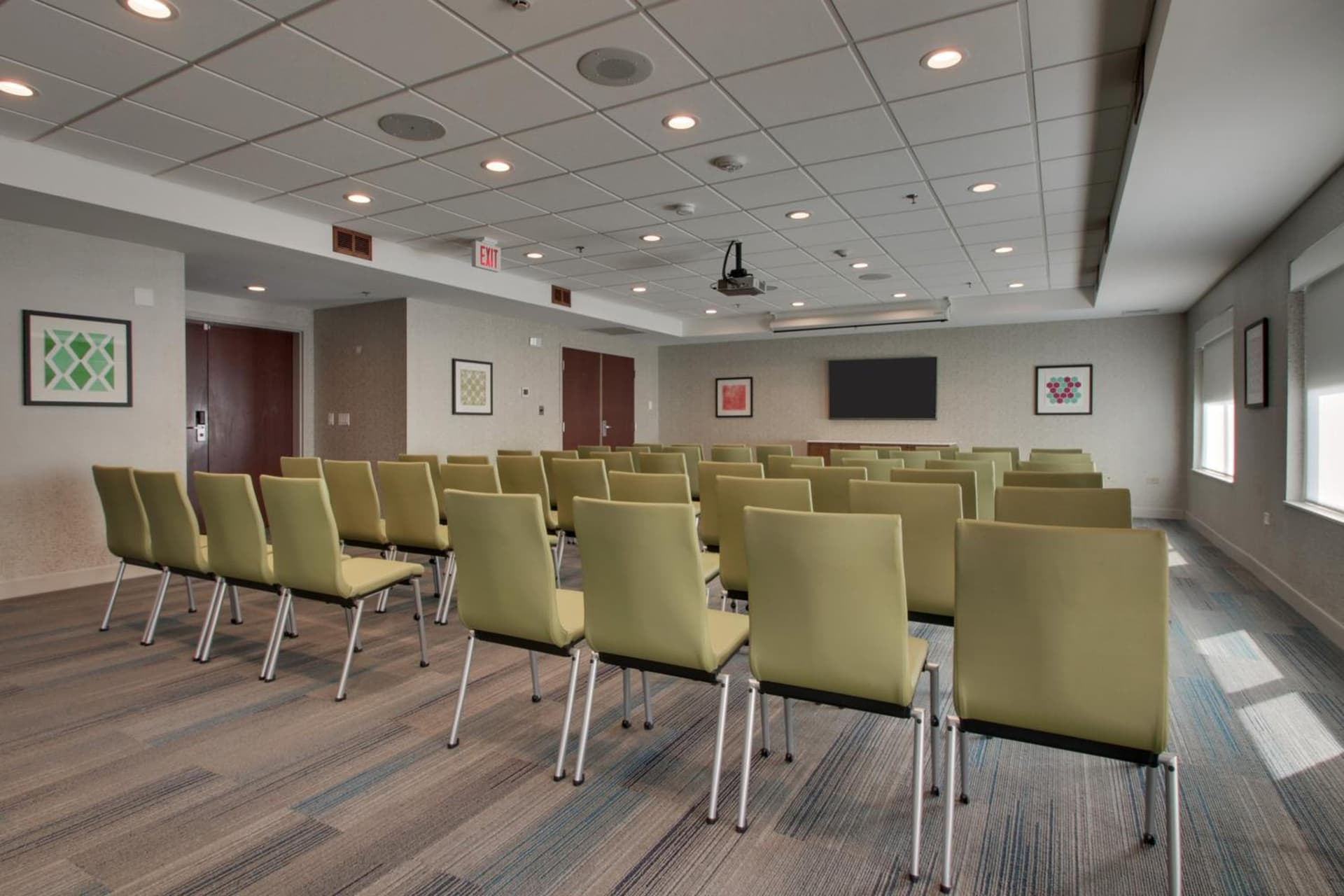 Holiday Inn Express & Suites Aurora - Naperville by IHG gallery photo in Aurora, IL — image 14