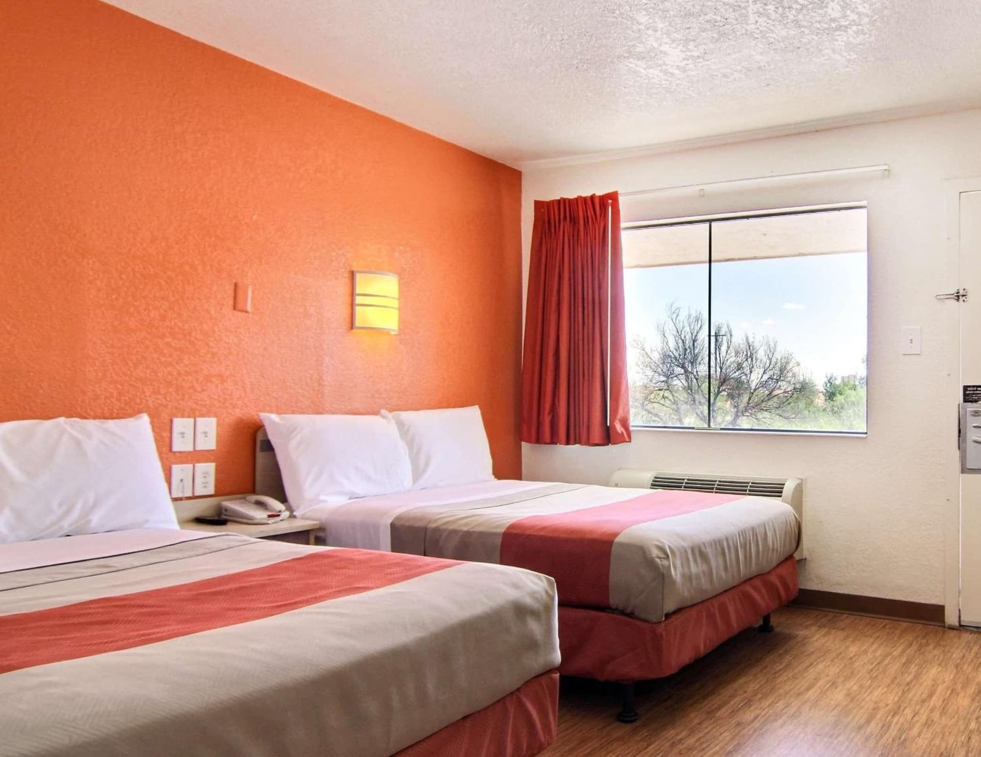 Motel 6-Tacoma, WA - Fife property views in Fife, WA — gallery photo 3
