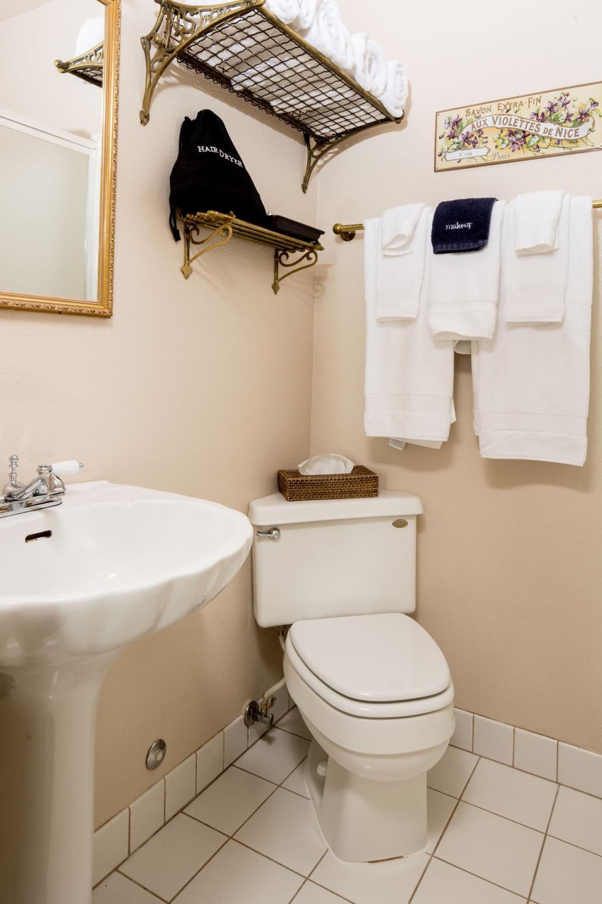 The Bishop Hotel interior in Port Townsend, WA — gallery photo 2