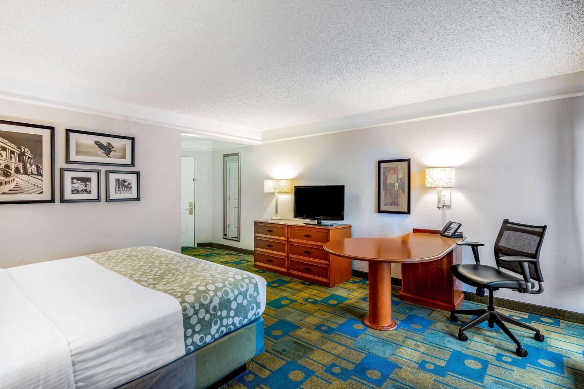 La Quinta Inn & Suites by Wyndham Fremont Silicon Valley gallery photo in Fremont, CA — image 20