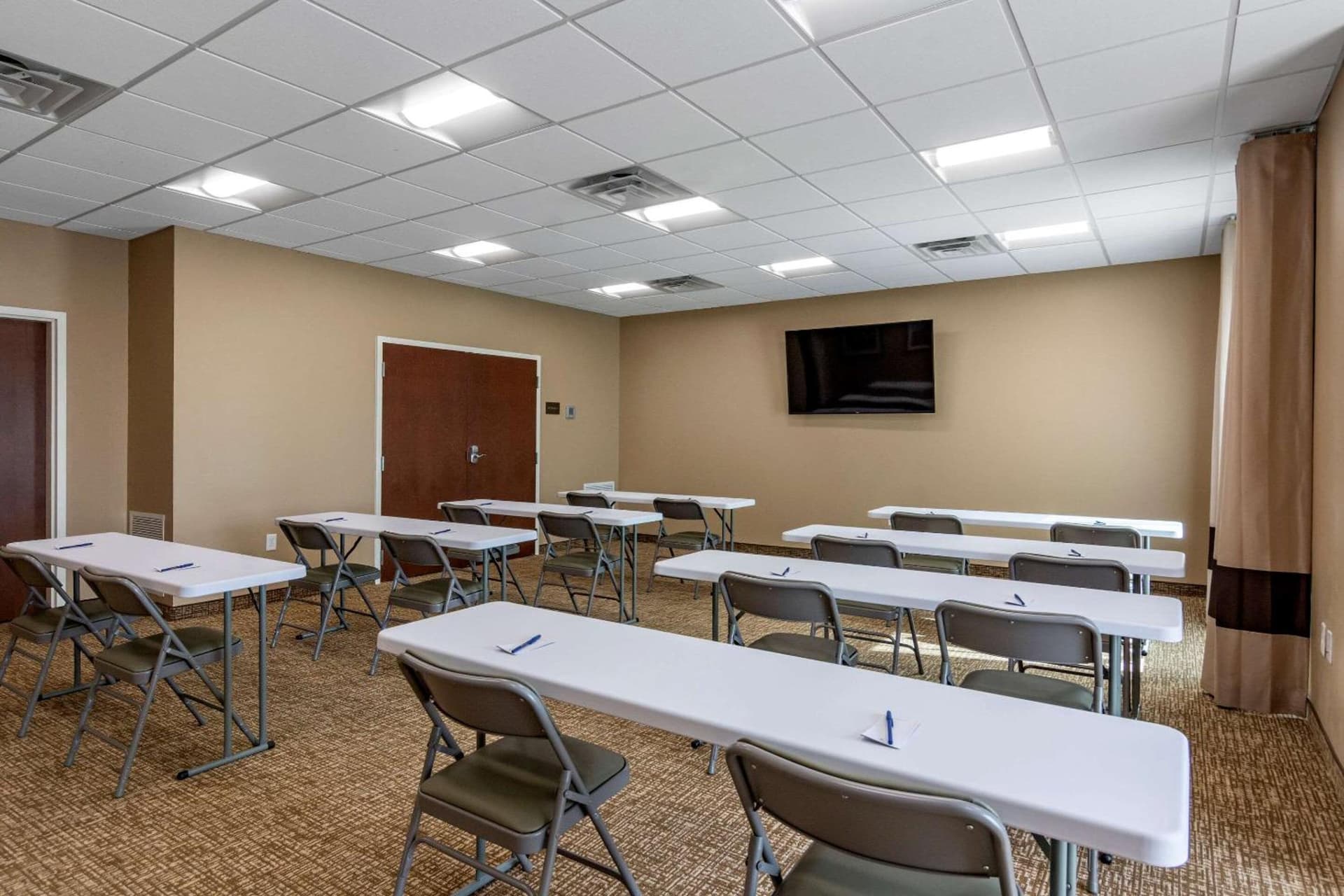 Comfort Inn & Suites Charlottesville Hollymead Town Center gallery photo in Charlottesville, VA — image 25