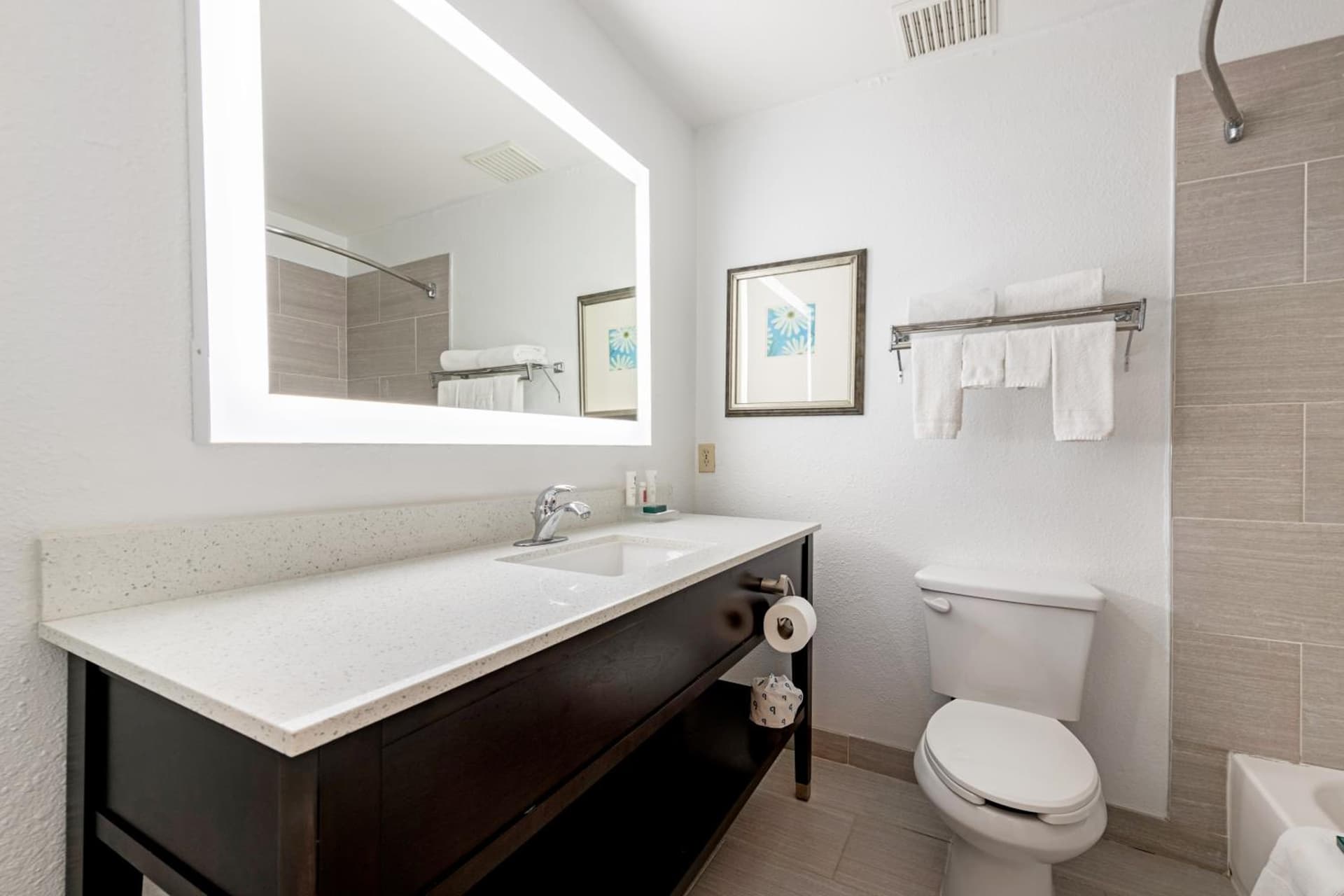 Country Inn & Suites by Radisson, Lewisville, TX gallery photo in Lewisville, TX — image 7