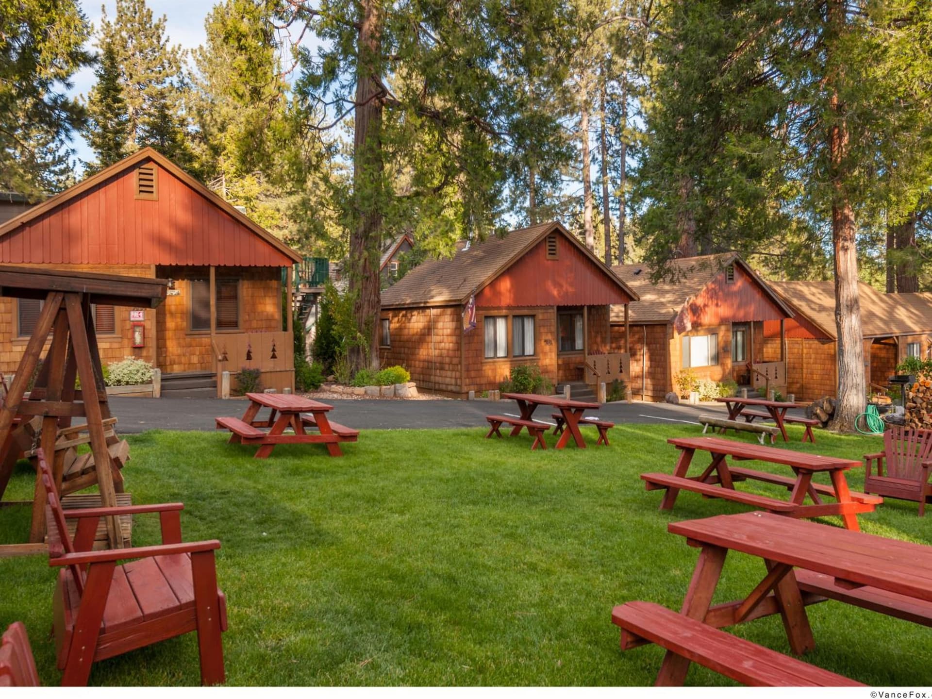 Cedar Glen Lodge property views in Tahoe Vista, CA — gallery photo 3