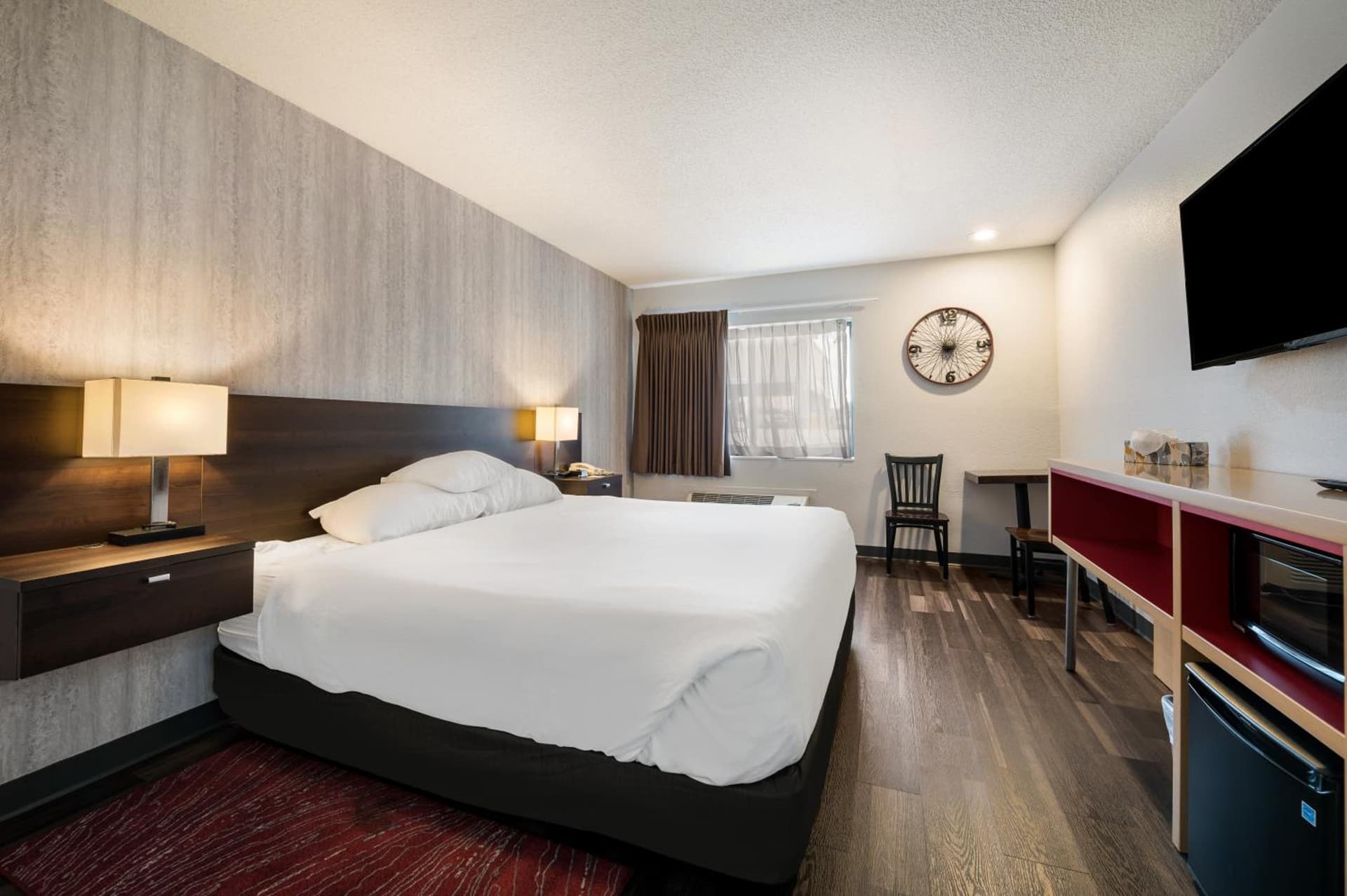 Red Lion Inn & Suites Ontario interior in Ontario, OR — gallery photo 2
