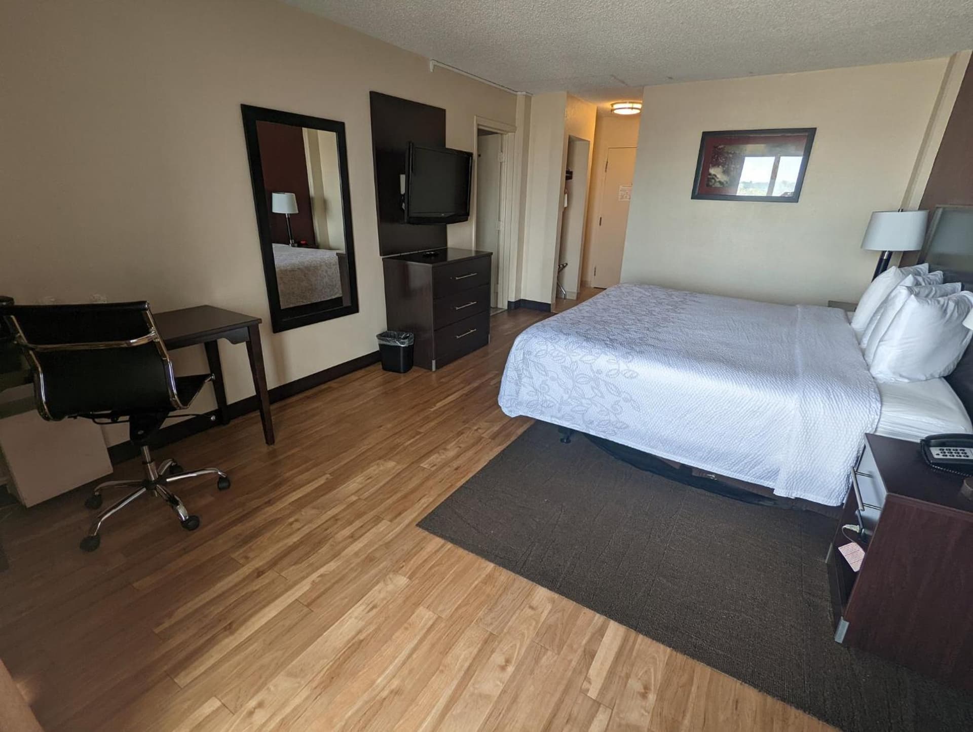 Red Roof Inn PLUS+ Wichita East gallery photo in Wichita, KS — image 35