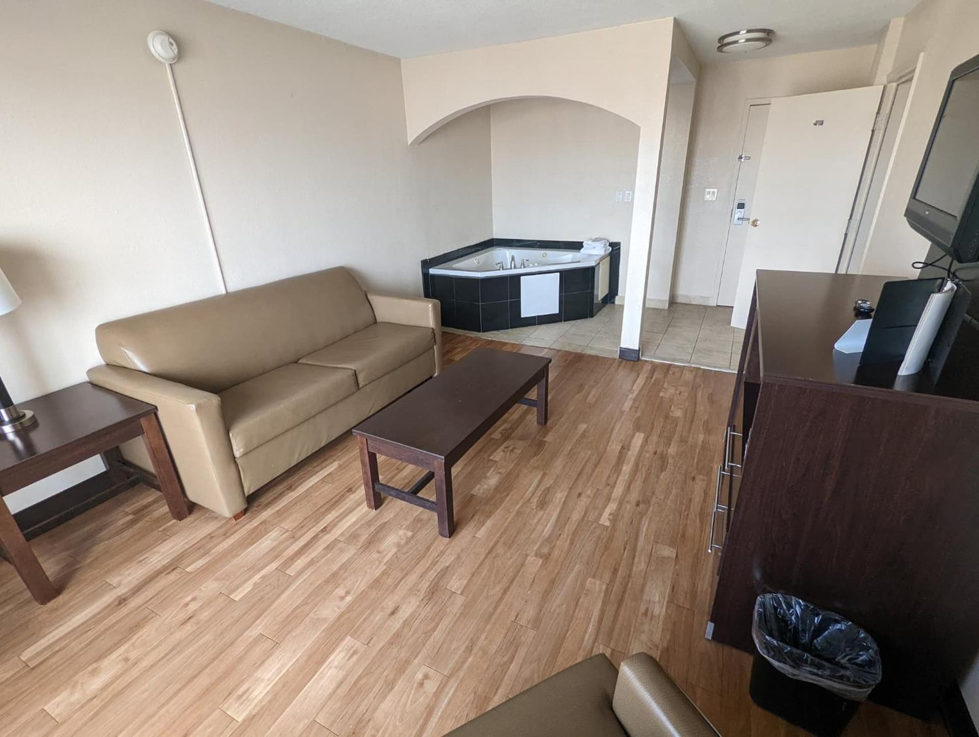 Red Roof Inn PLUS+ Wichita East gallery photo in Wichita, KS — image 53