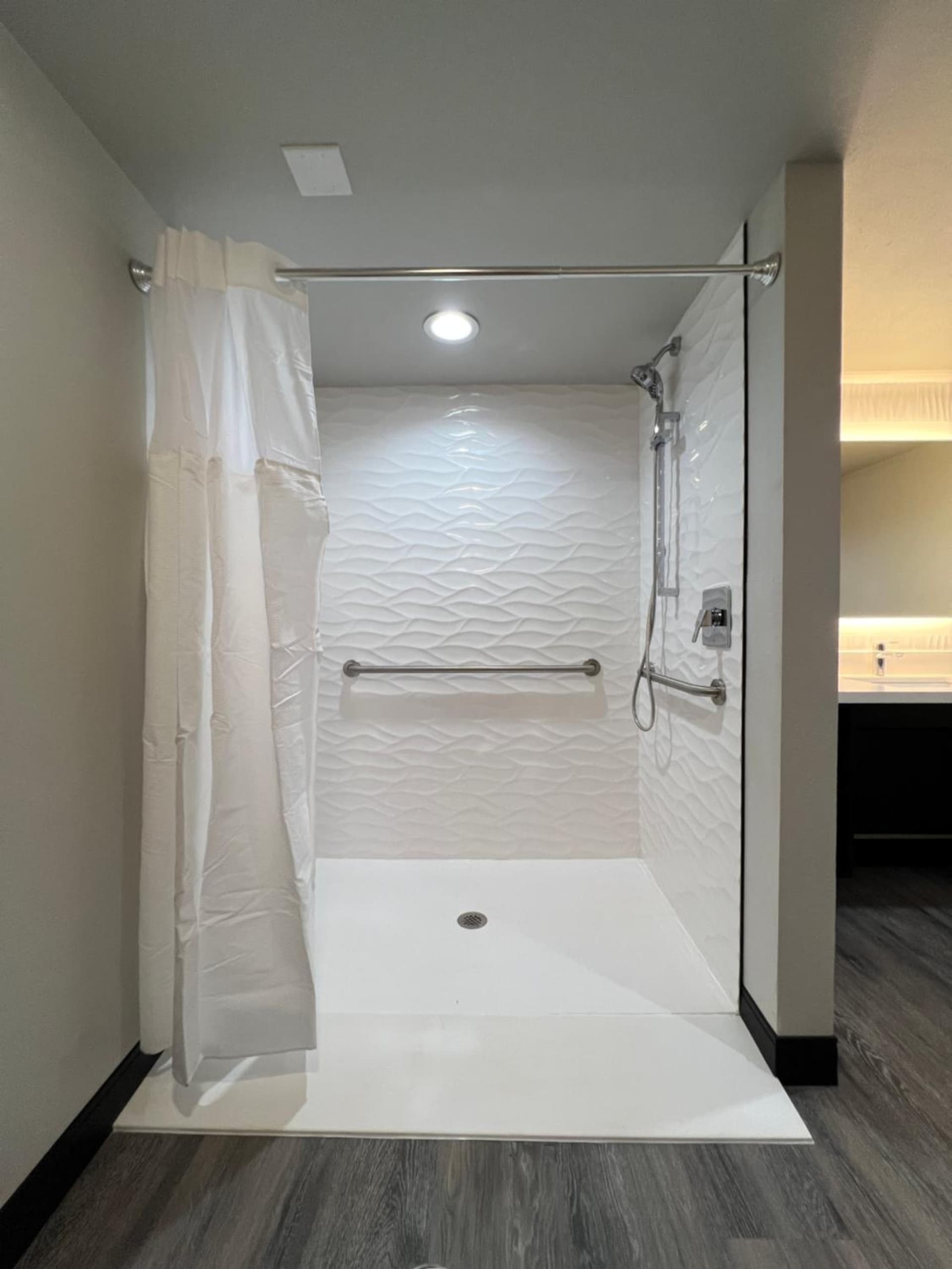 Imperial Suites, Adults Only gallery photo in Jackson, MS — image 79